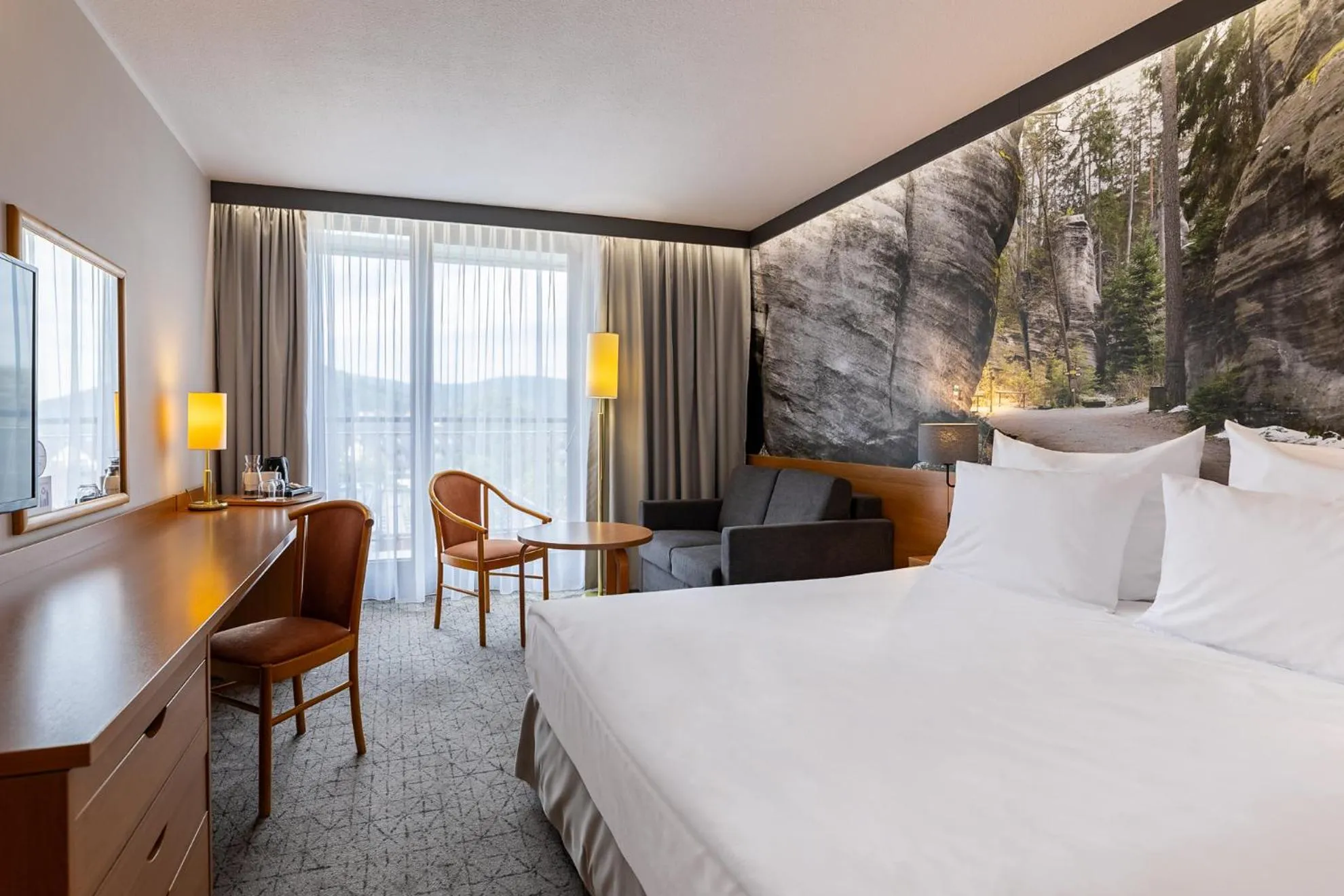 Photo of the whole room, Bed in Mercure Karpacz Skalny