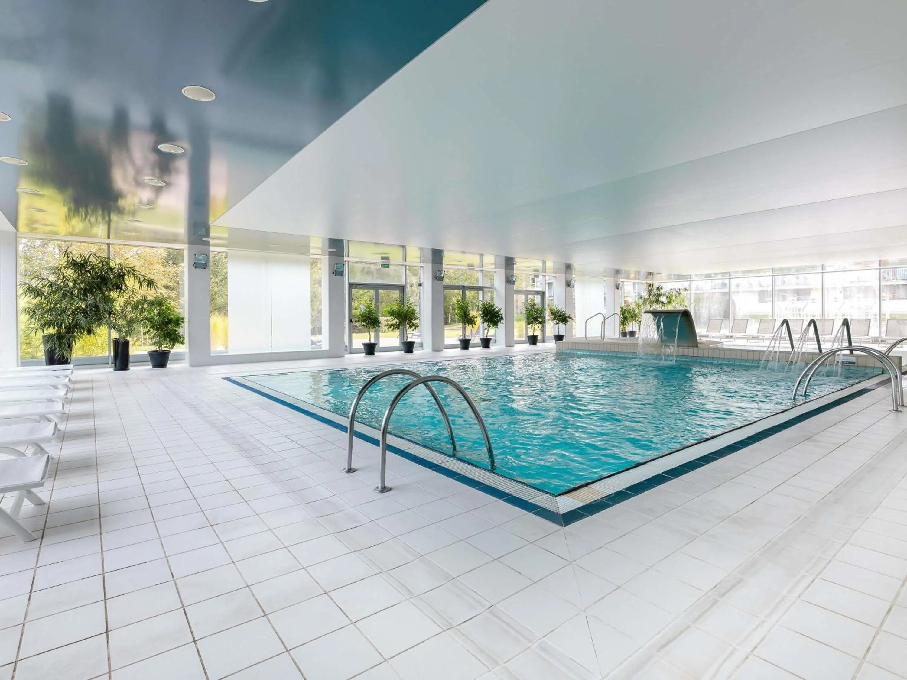 Pool view in Mercure Karpacz Skalny