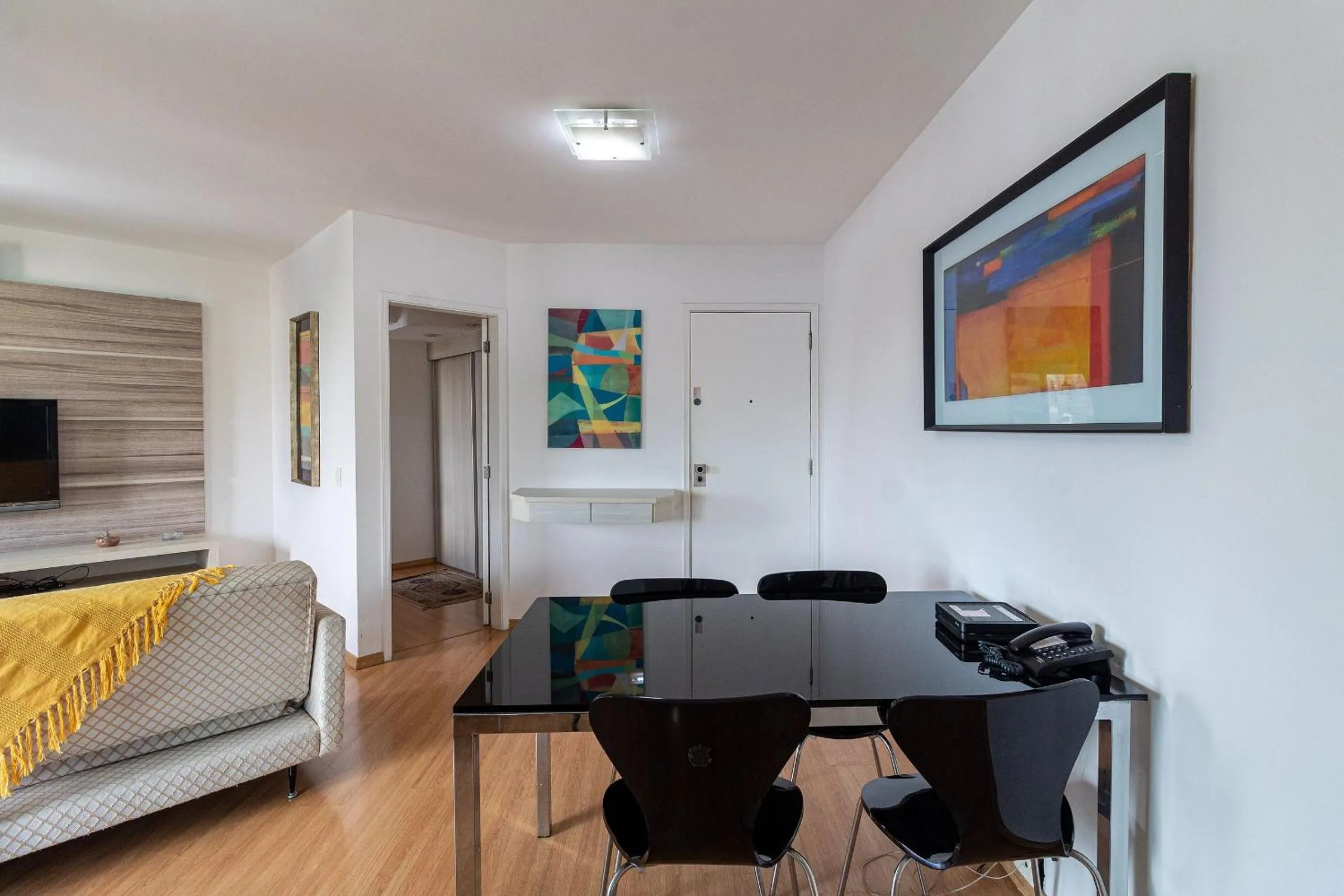 LFlats no The First Free Flex Residence Service