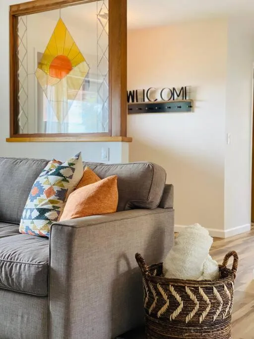 Cozy Rustic Home minutes to Joshua Tree Nat'l Park