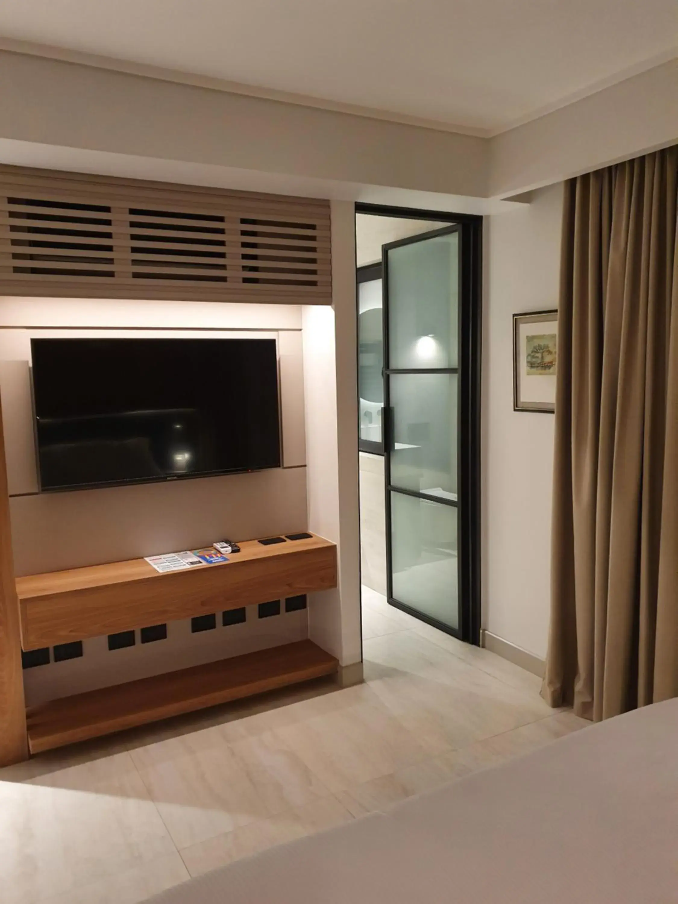 Superior Queen Room in Lastarria Hotel Superior Queen Room in Lastarria Hotel