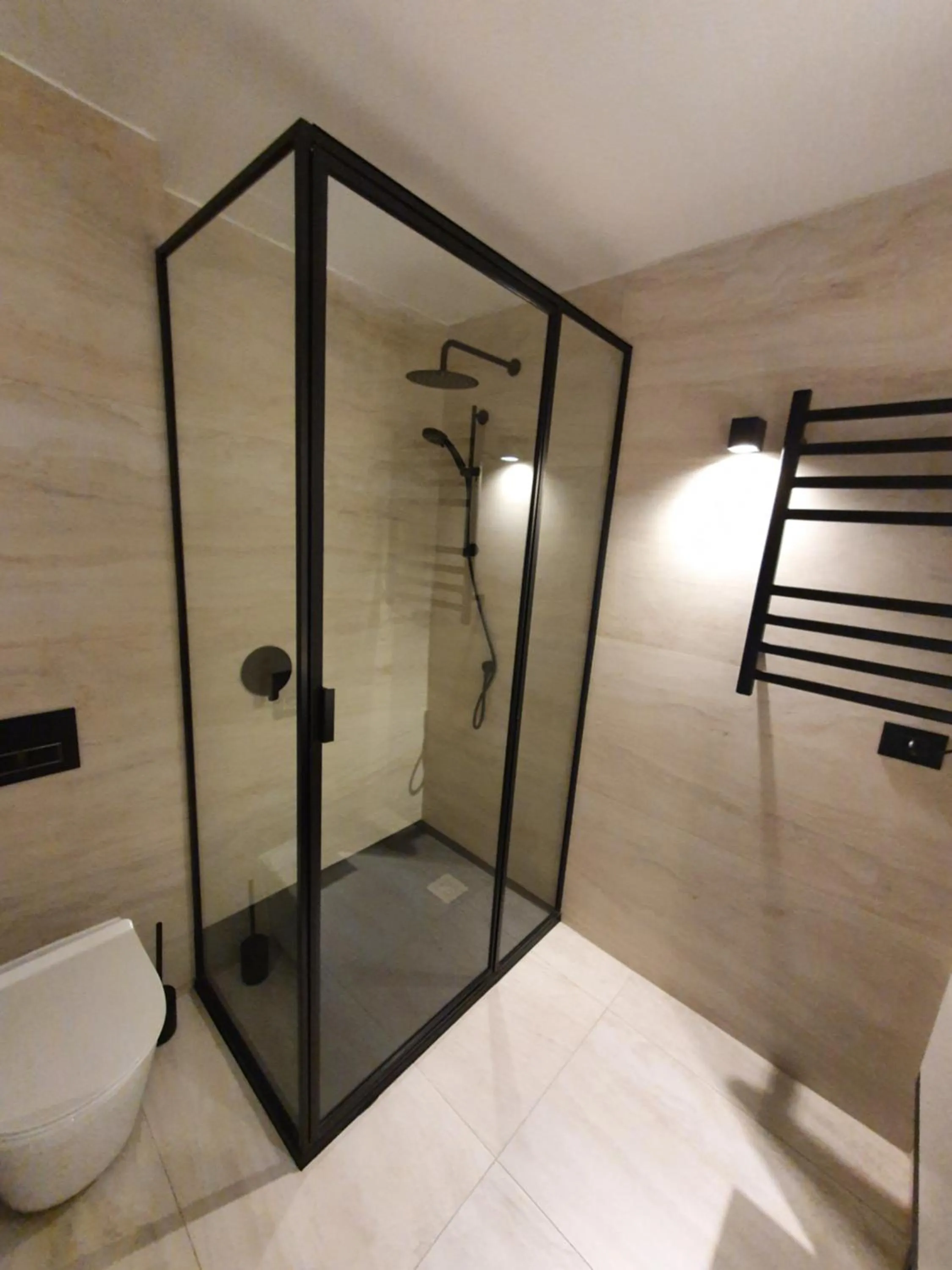 Bathroom in Lastarria Hotel
