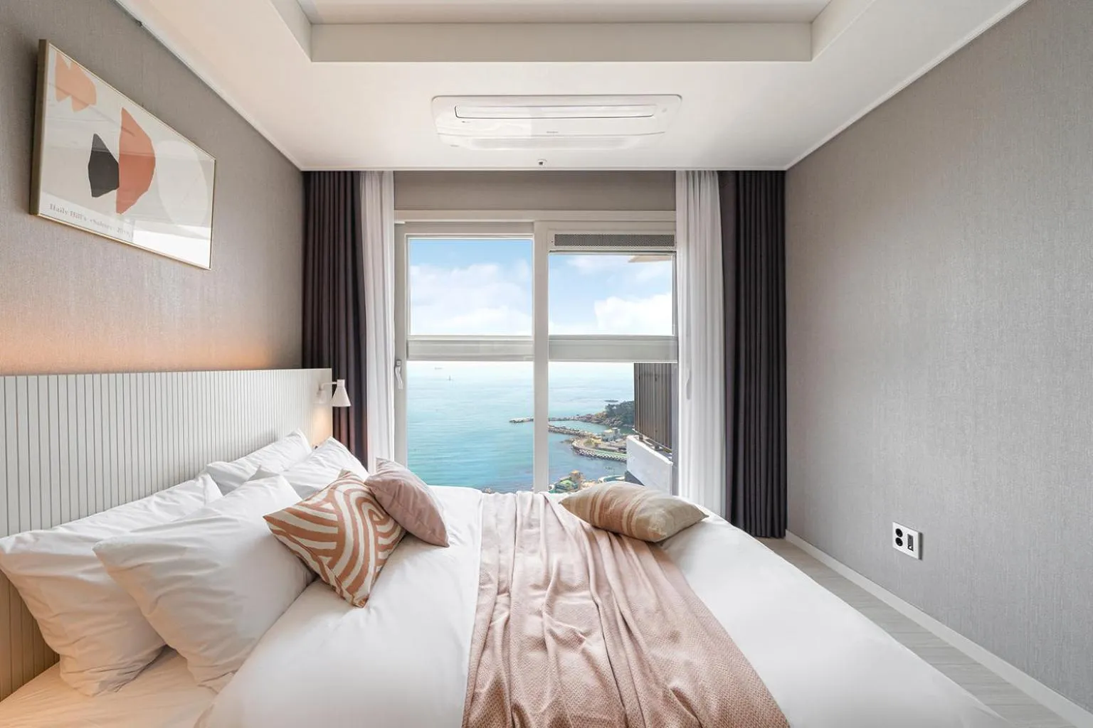 Bedroom, Bed in Le Collective Busan Gijang