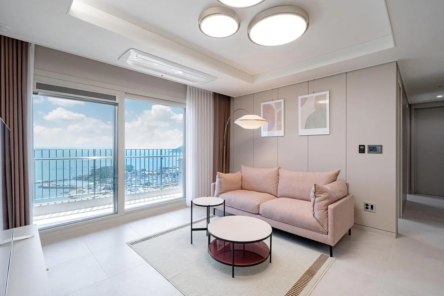 Living room in Le Collective Busan Gijang