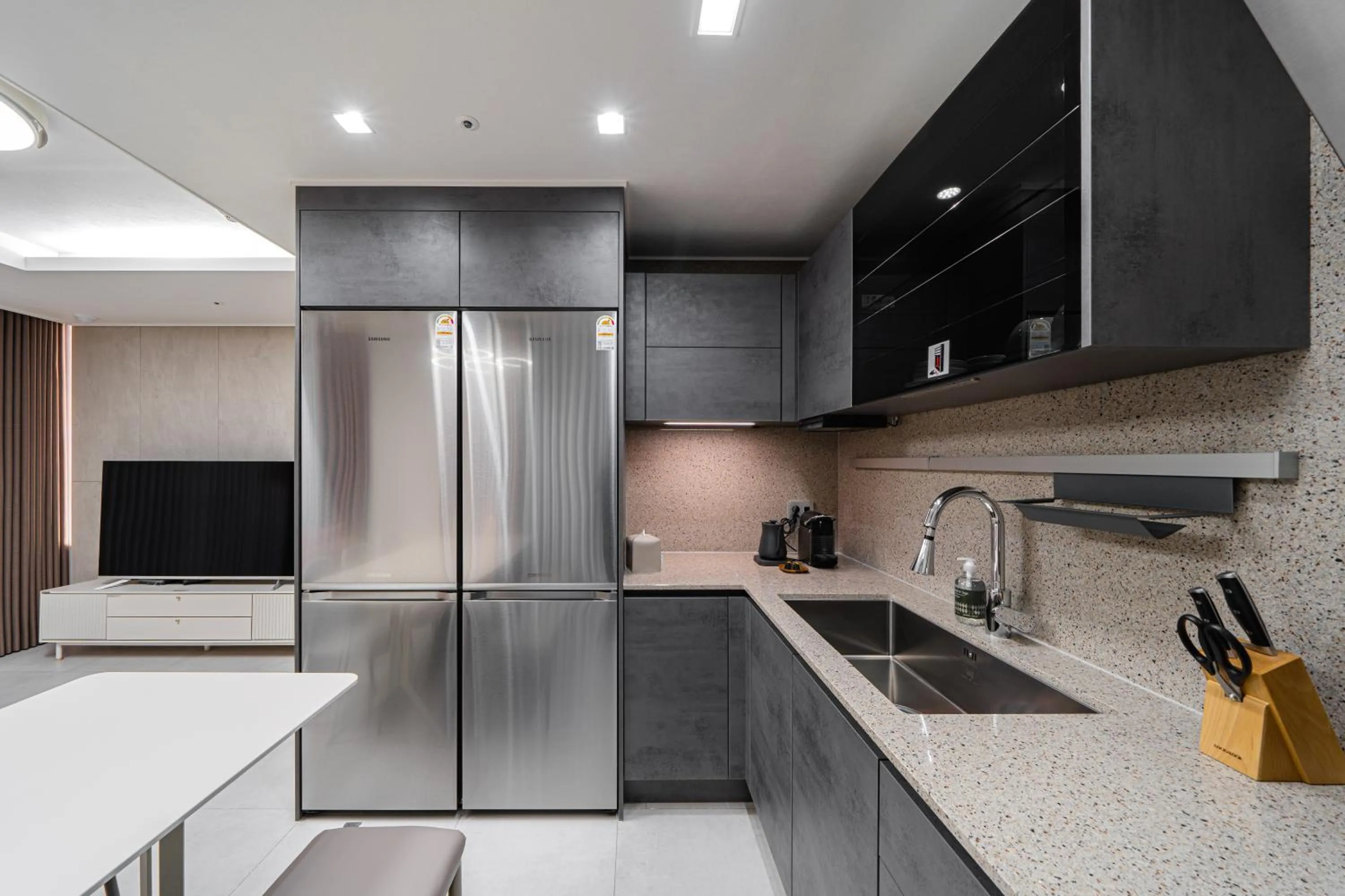 Kitchen or kitchenette in Le Collective Busan Gijang