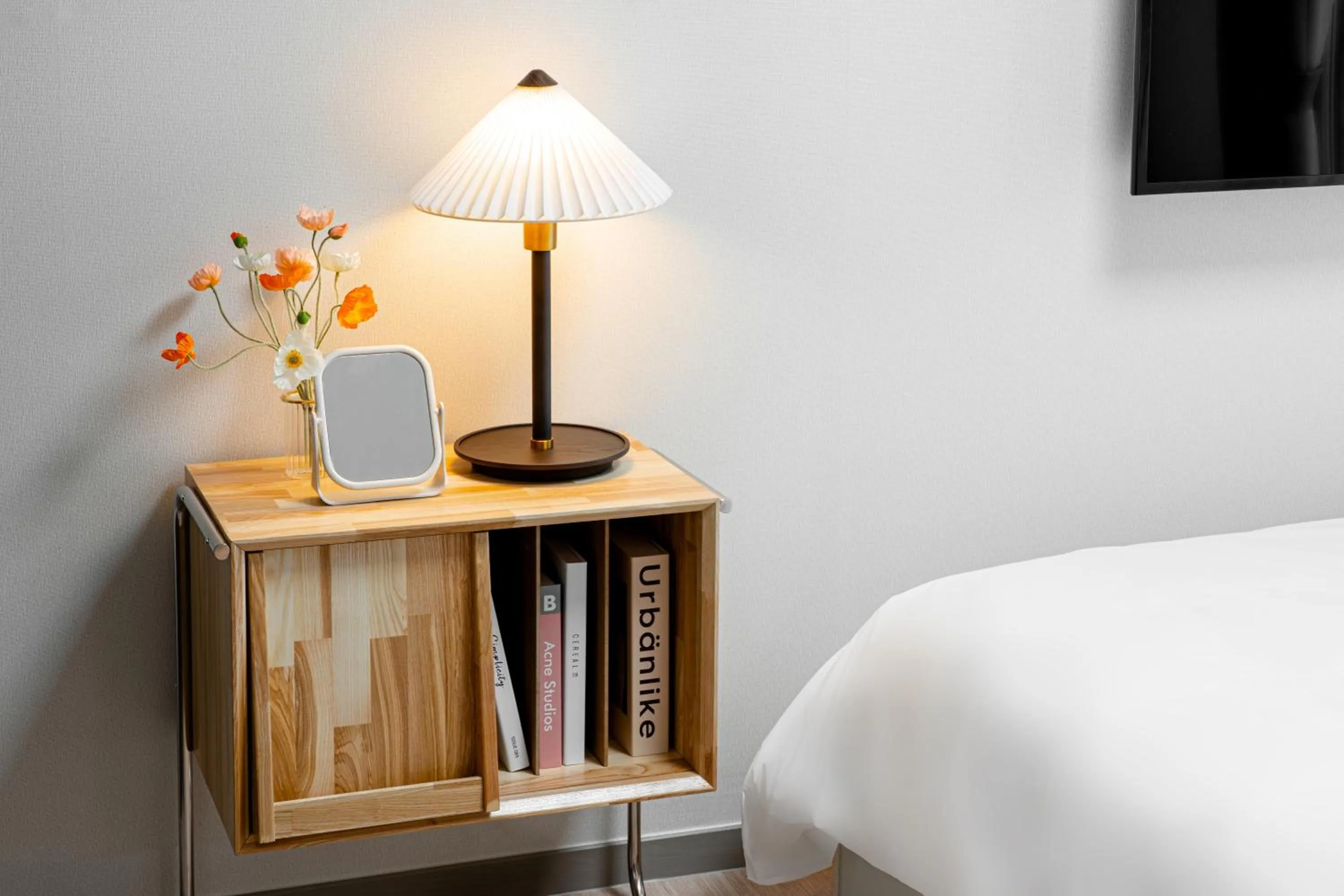 Photo of the whole room, Bed in Urbanstay Sokcho Deungdae Beach