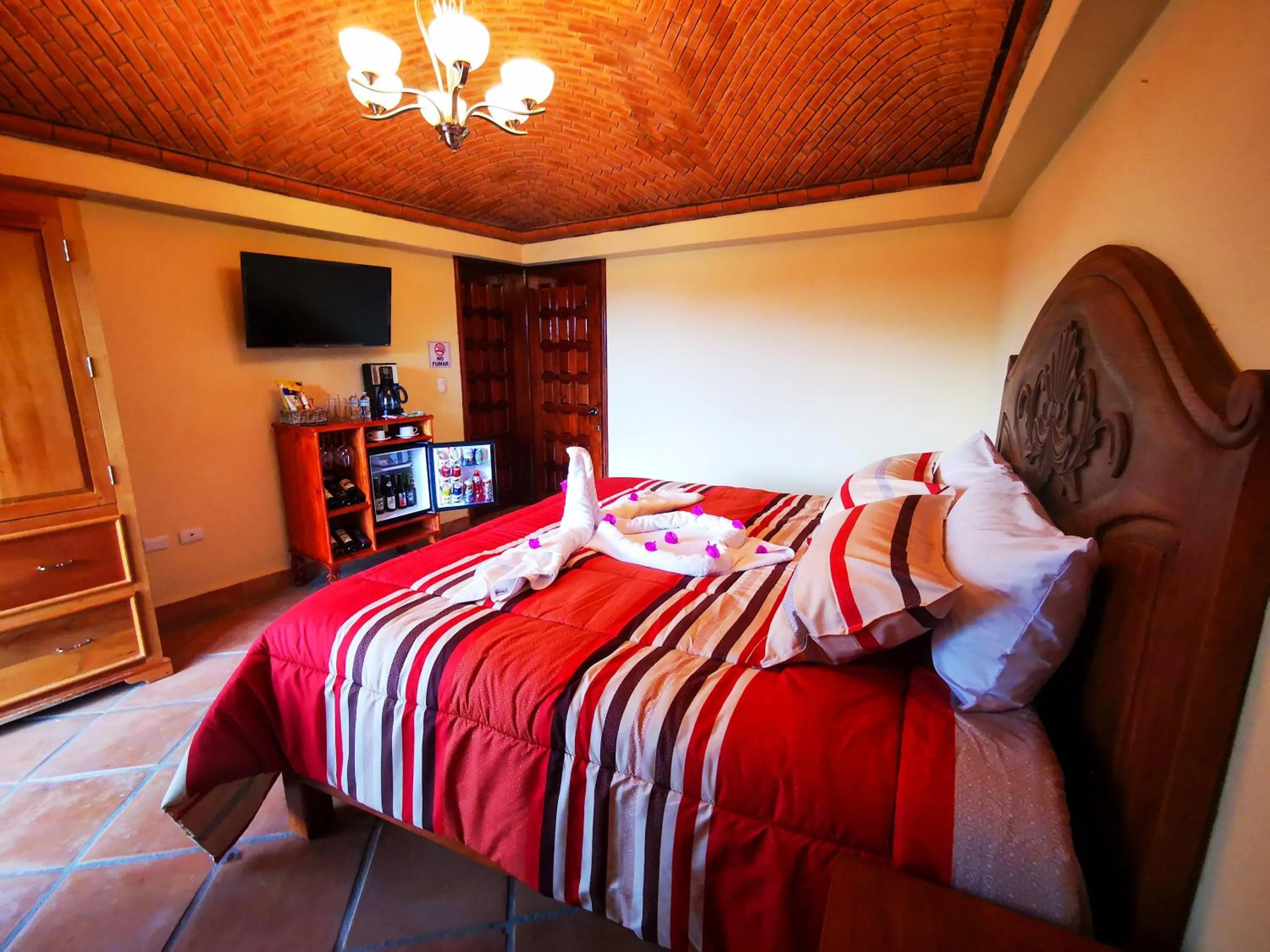 Photo of the whole room, Bed in Hotel Chocolate Tradicional