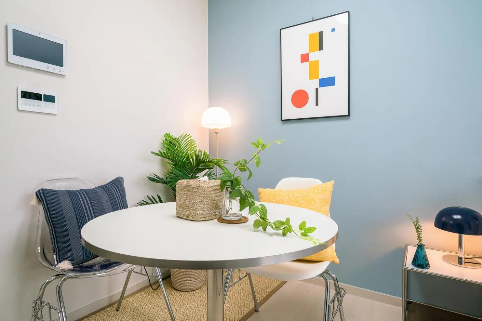 Seating area in Urbanstay Songdo Moonlight Park