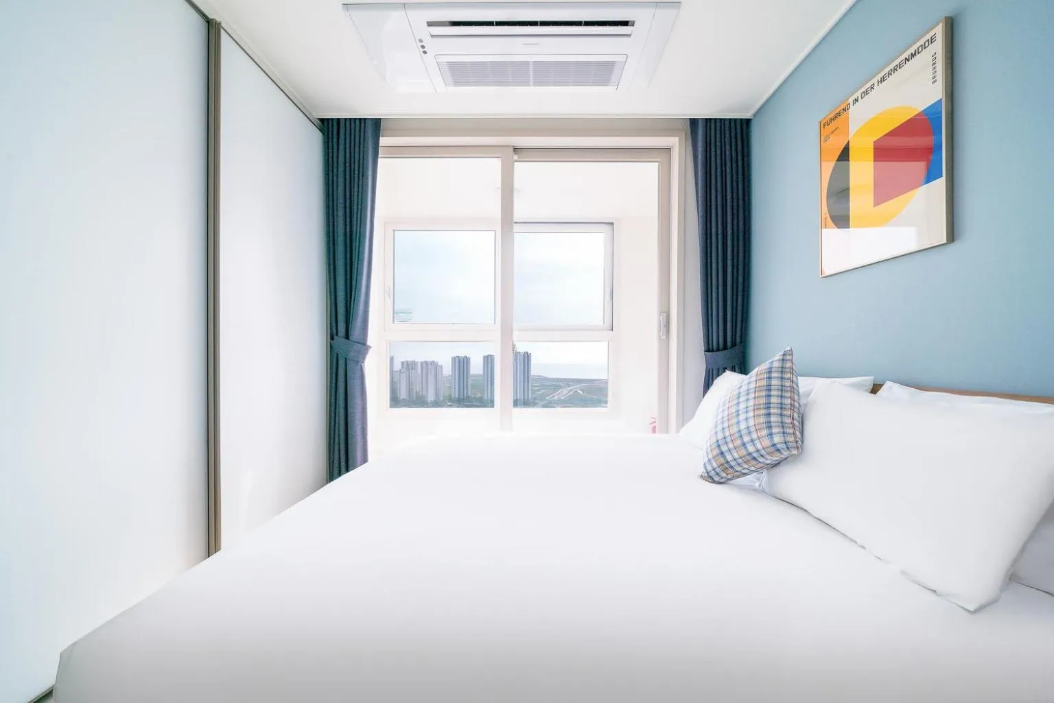 Bed in Urbanstay Songdo Moonlight Park