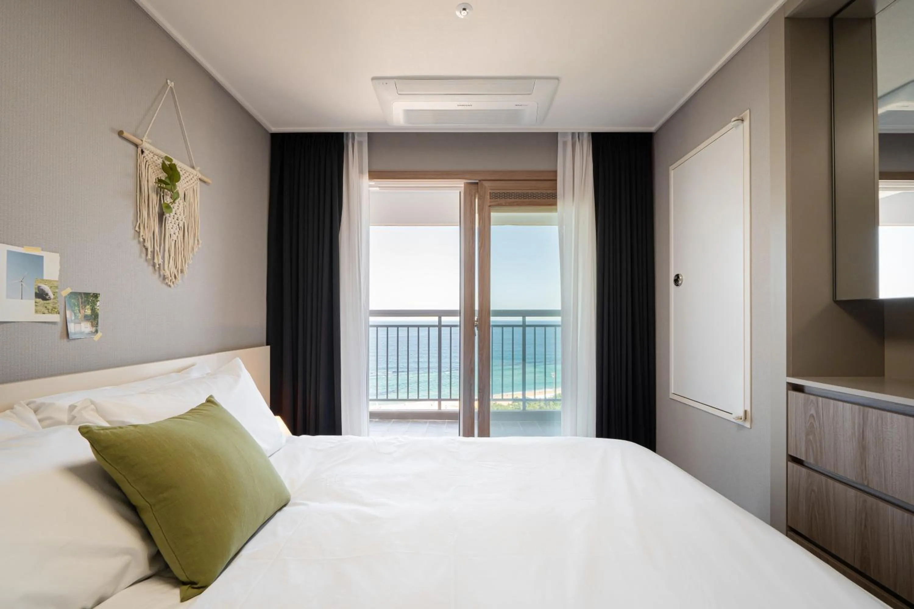 Bed in Urbanstay Sokcho beach C