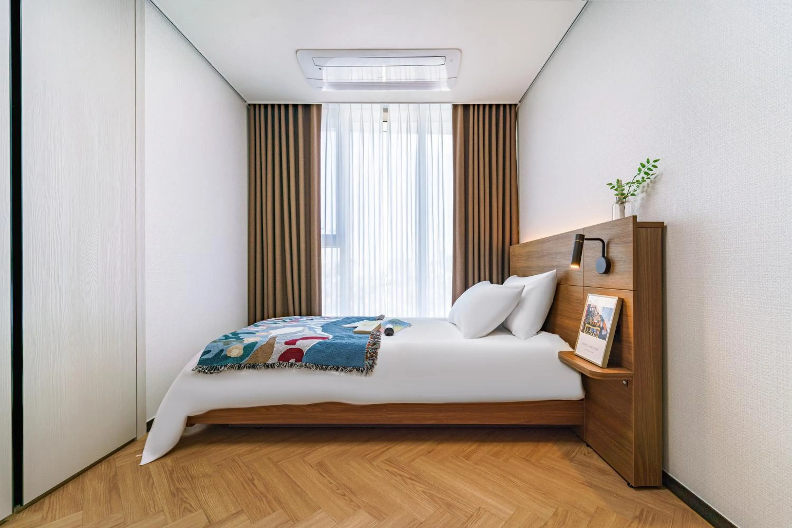 Bed in Le Collective Busan station