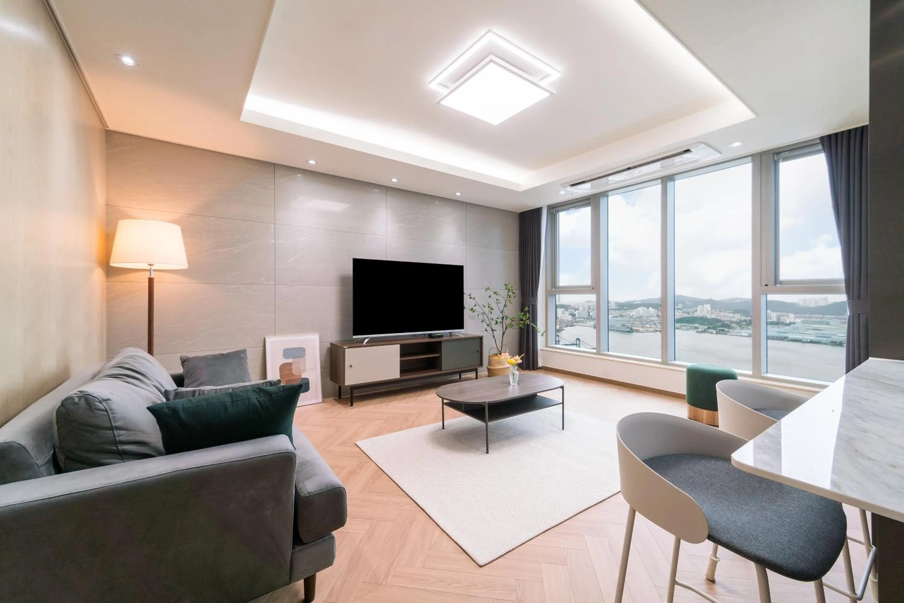 TV and multimedia in Le Collective Busan station