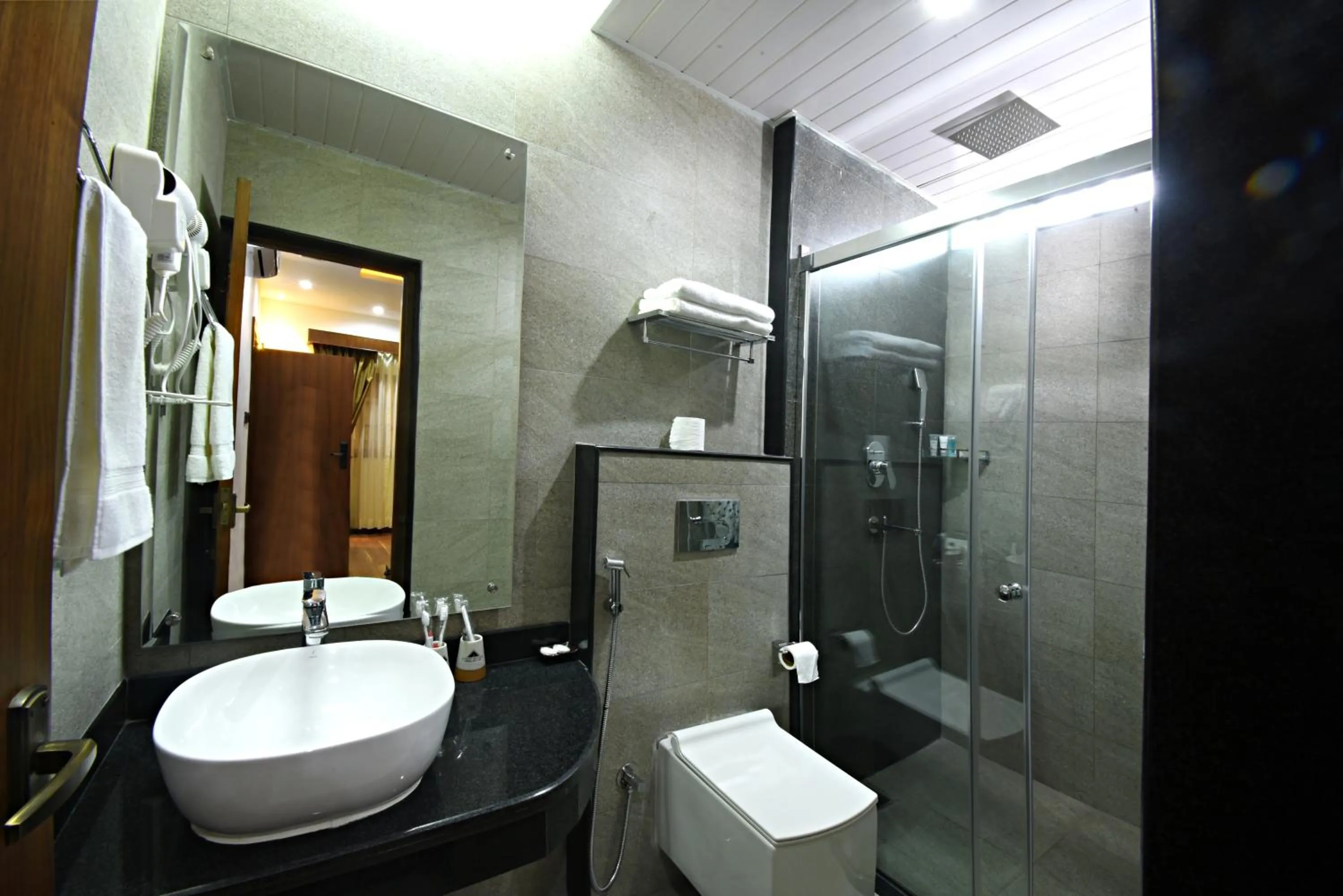 Bathroom in Everest Boutique Hotel