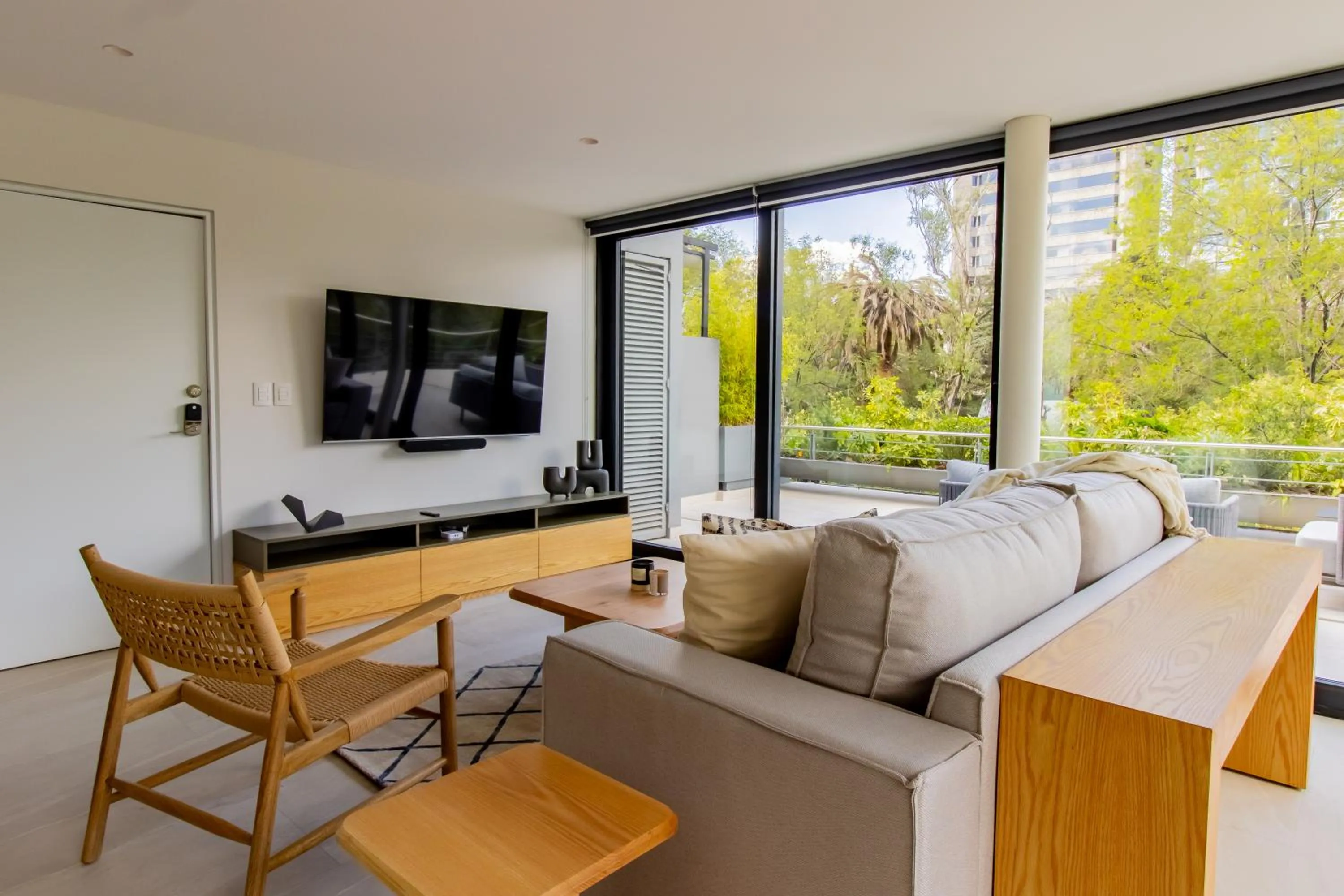 TV and multimedia in Capitalia Parque Lincoln