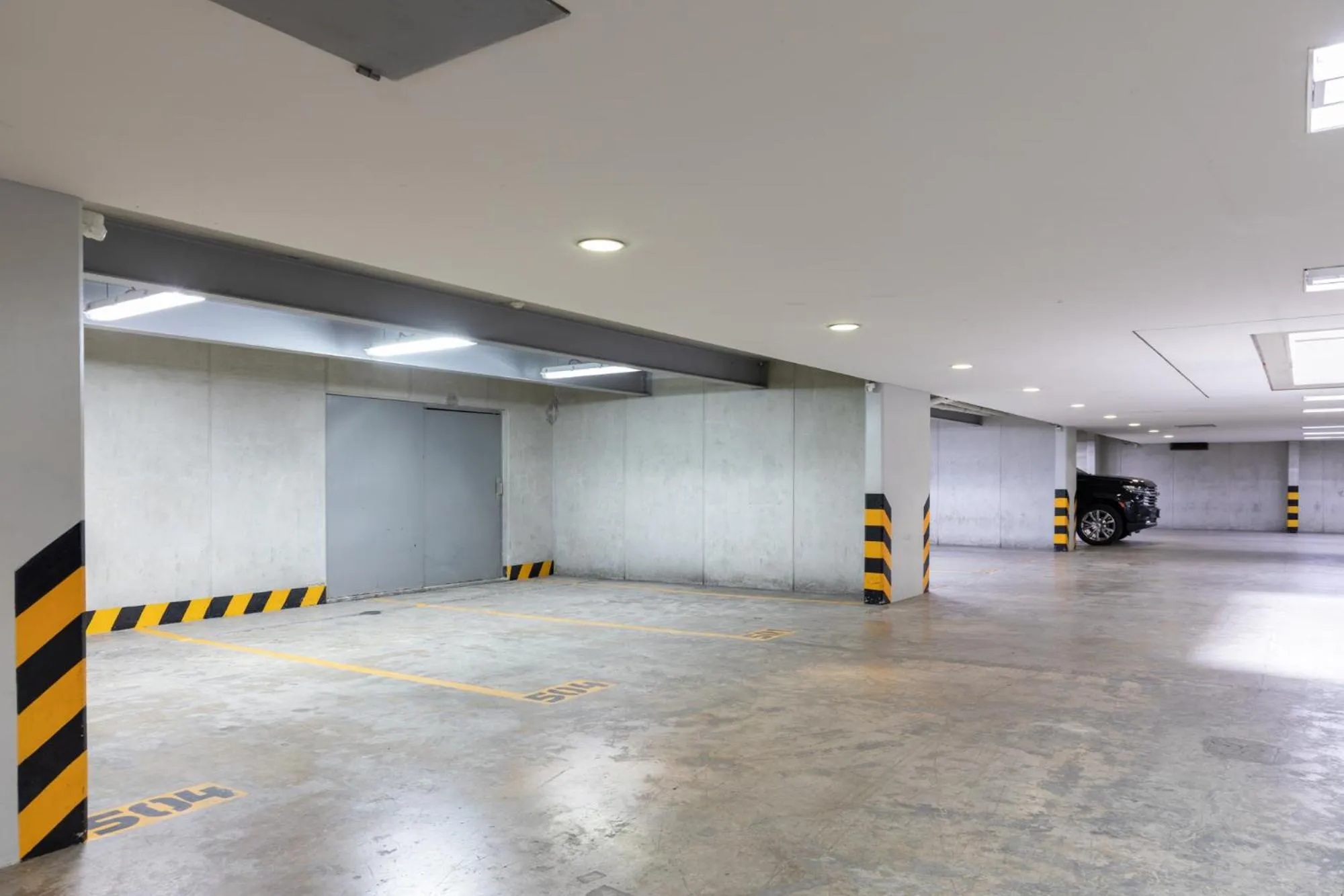 Parking in Capitalia Parque Lincoln