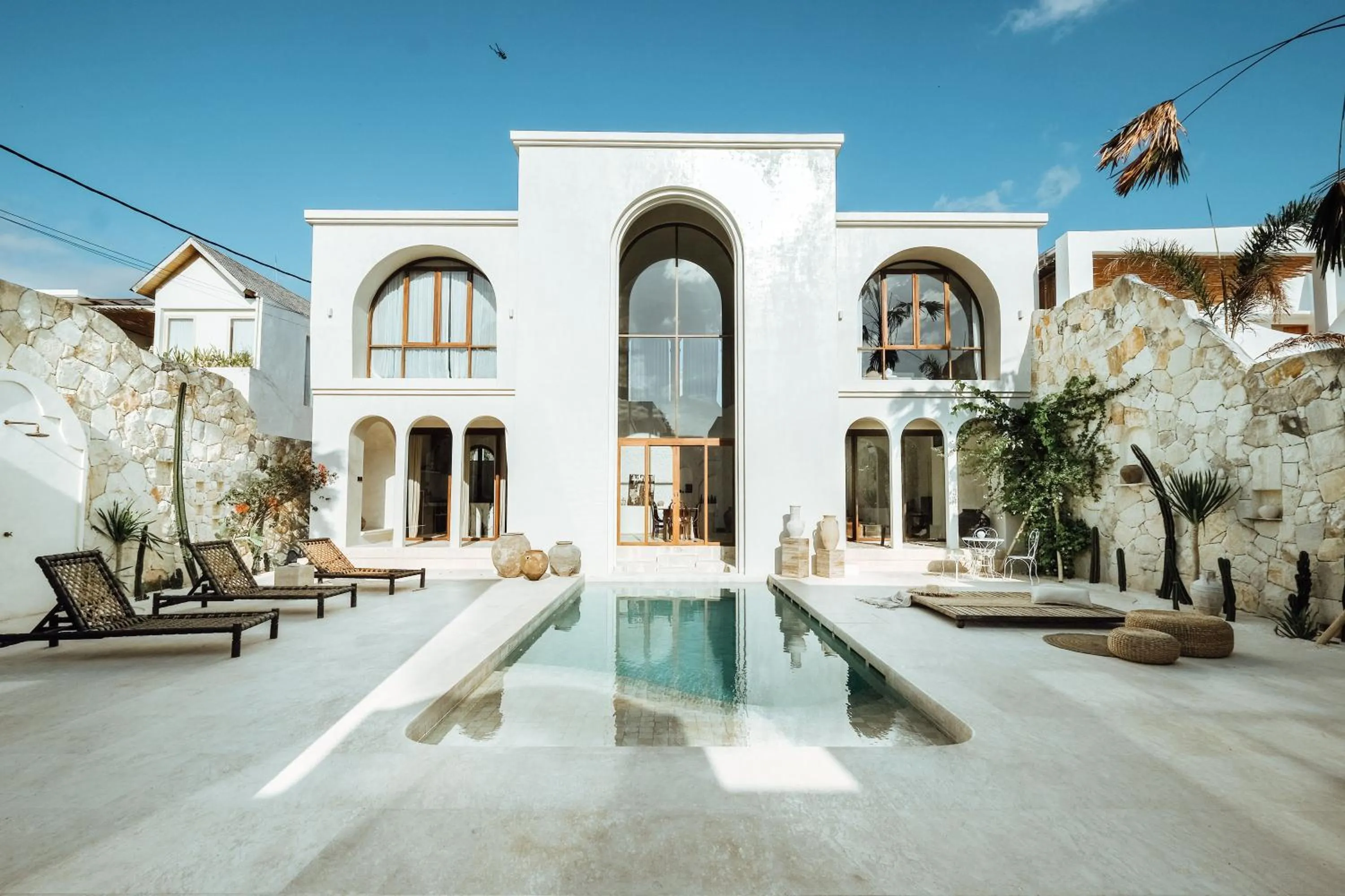 Property building in Casa Viamo