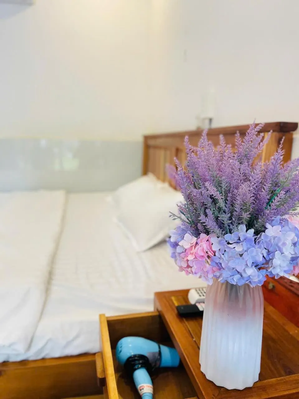 Bed in Hoang Phuc resort