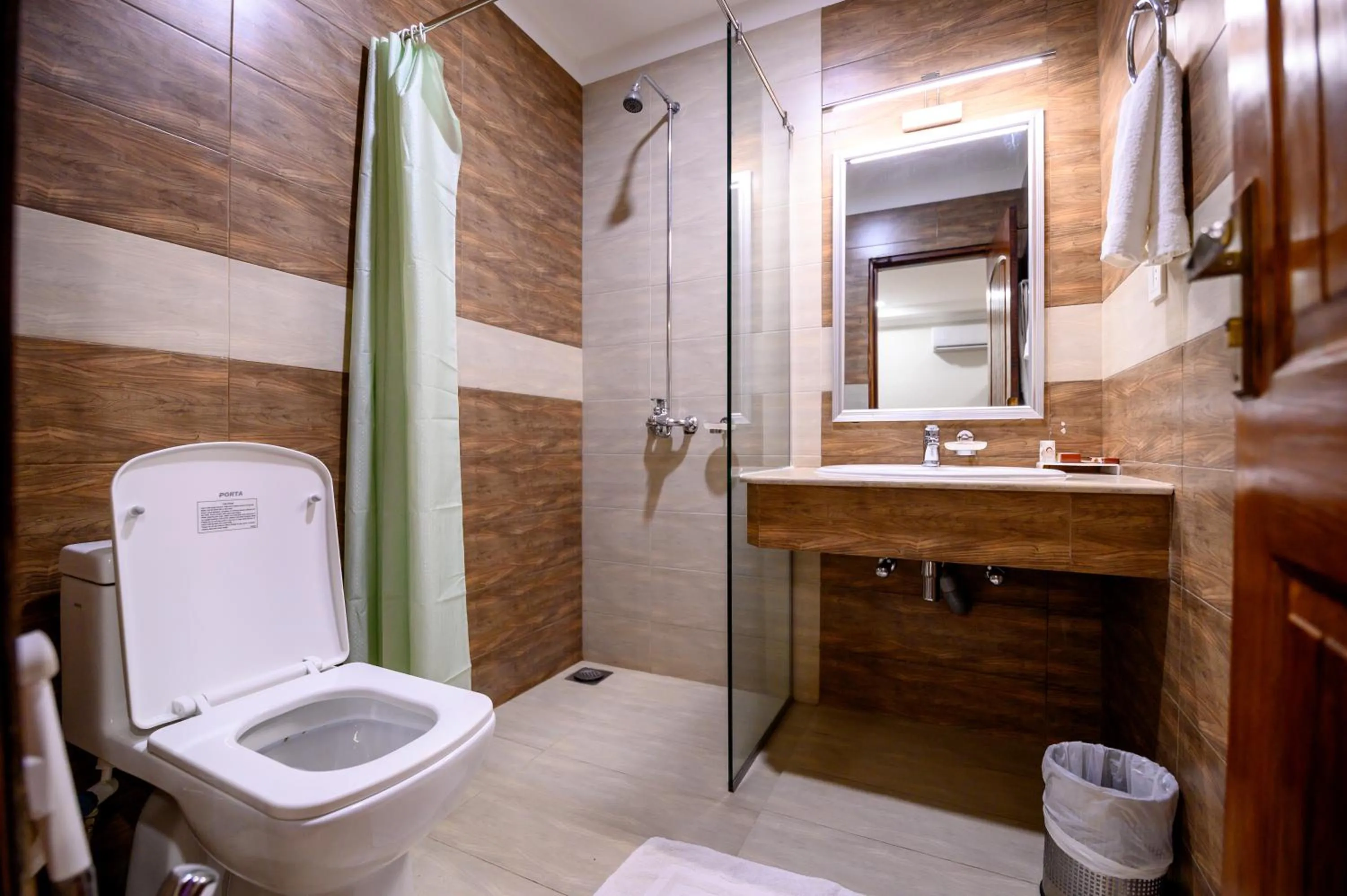 Bathroom in Hotel One Sargodha