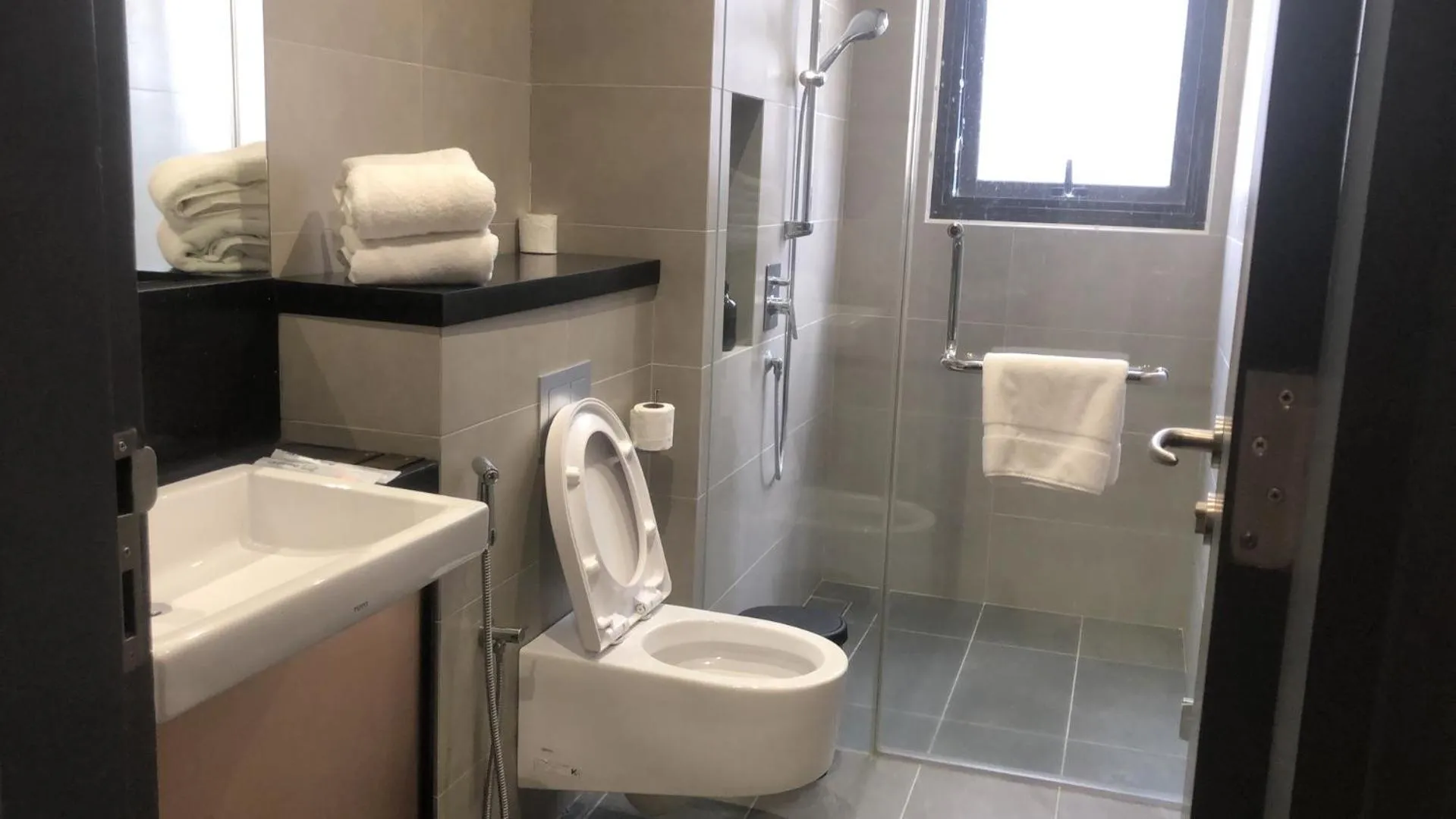 Shower in 8 Kia Peng KLCC by WSD