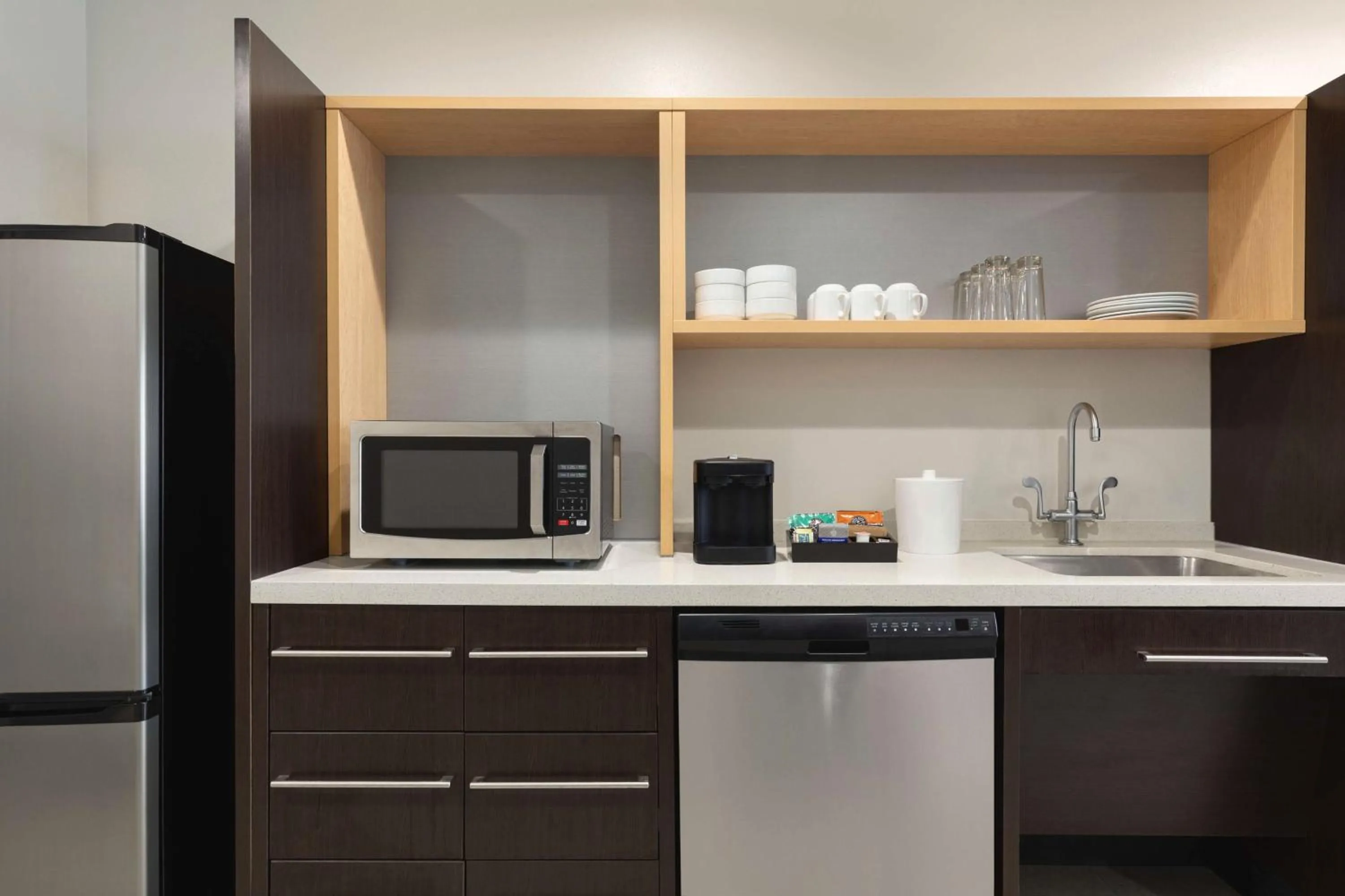 Kitchen or kitchenette in Home2Suites by Hilton Florence