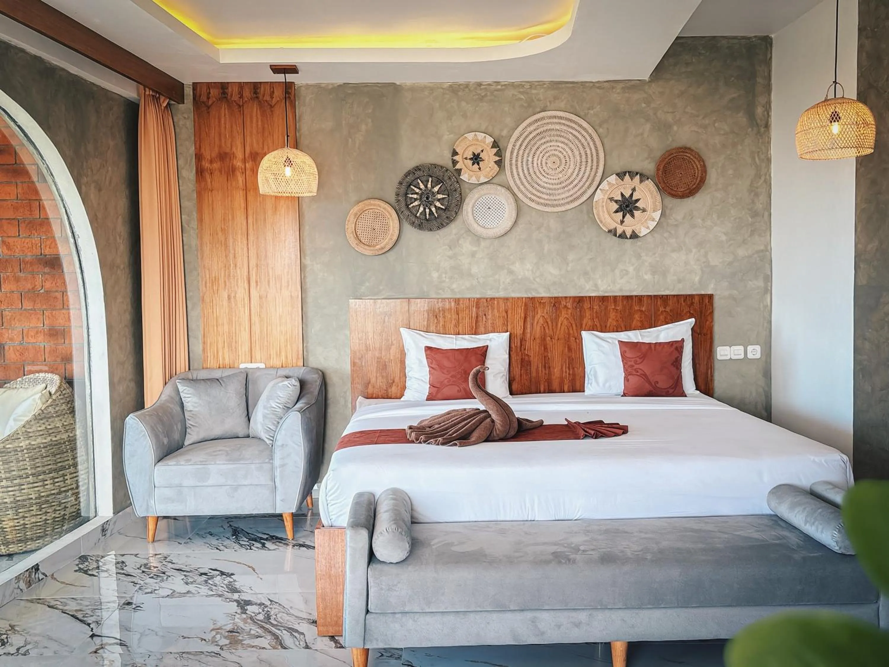 Bed in Caldera Hotel & Restaurant