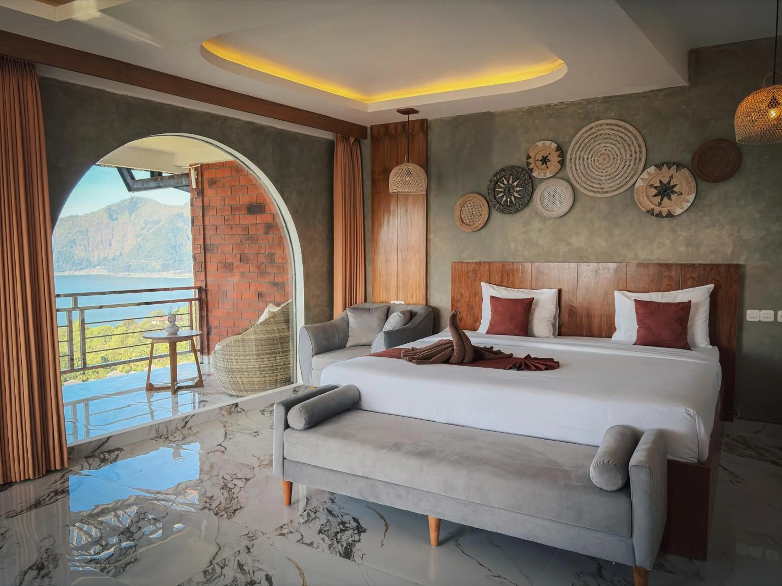 Bed in Caldera Hotel & Restaurant