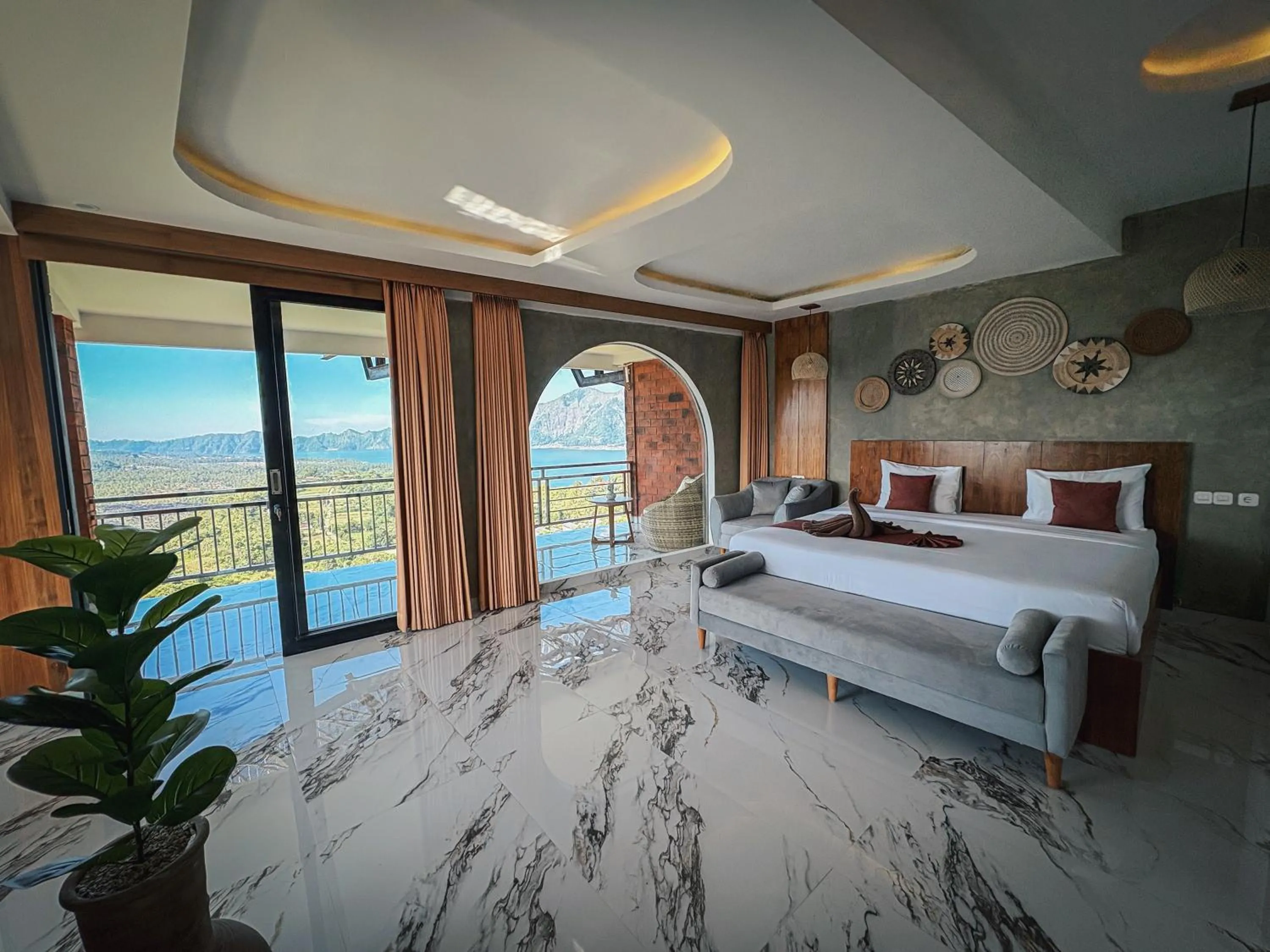 Bed in Caldera Hotel & Restaurant