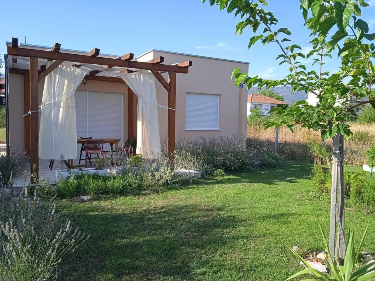 Patio in Kuca za odmor u Kastelima s pogledom na more