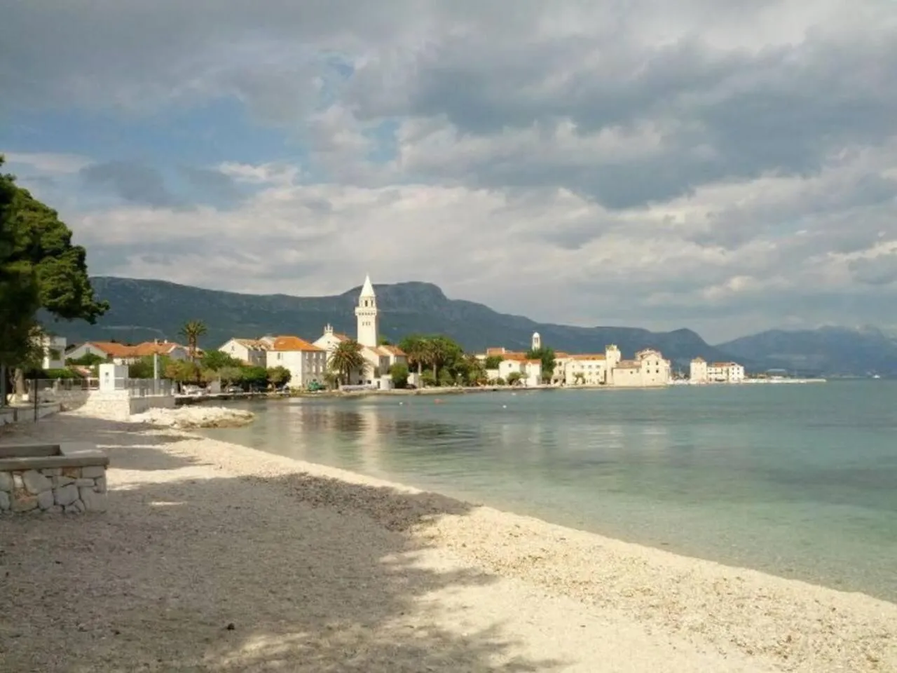 Beach in Kuca za odmor u Kastelima s pogledom na more