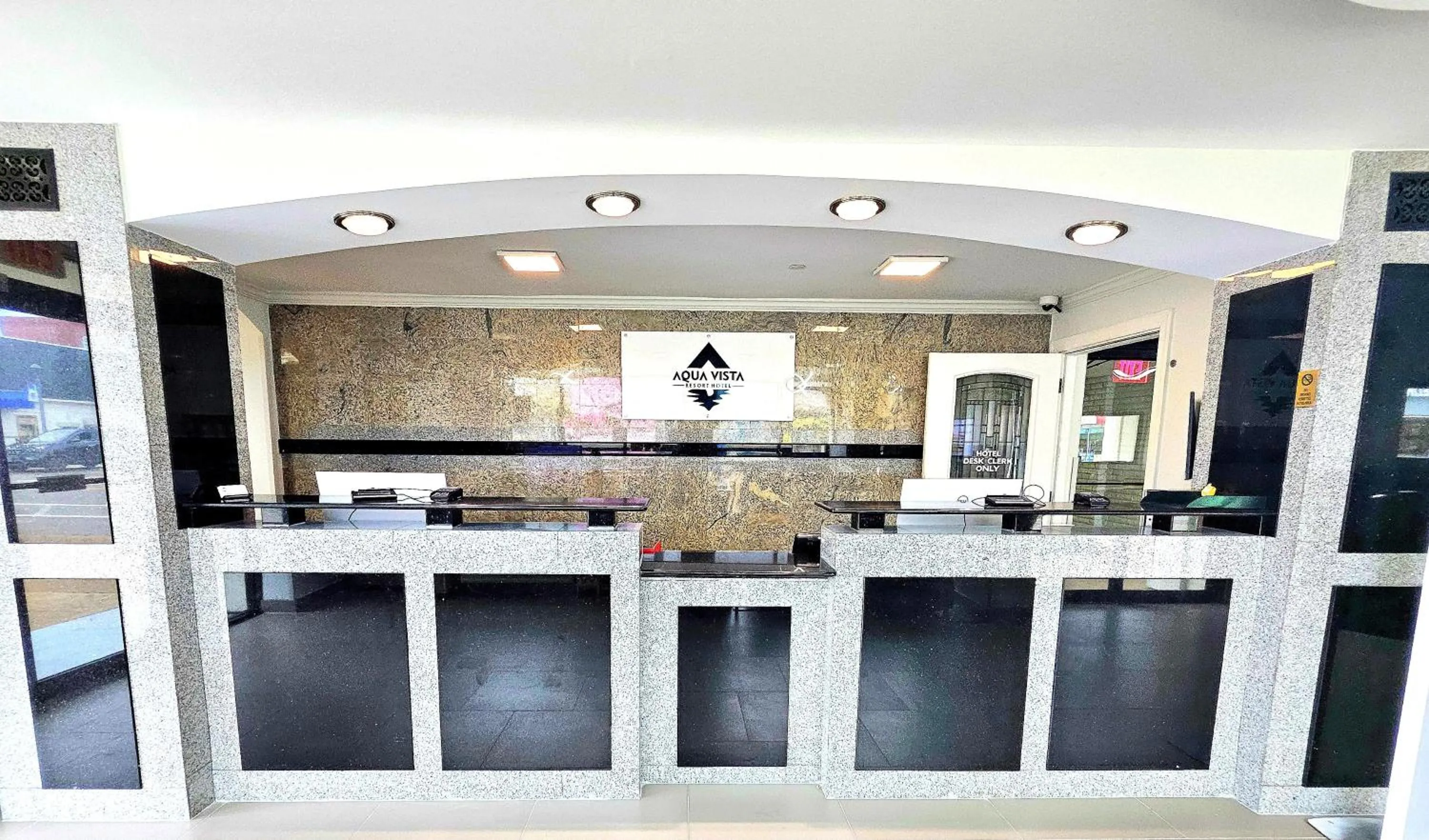 Lobby or reception in Super 8 by Wyndham Virginia Beach Oceanfront