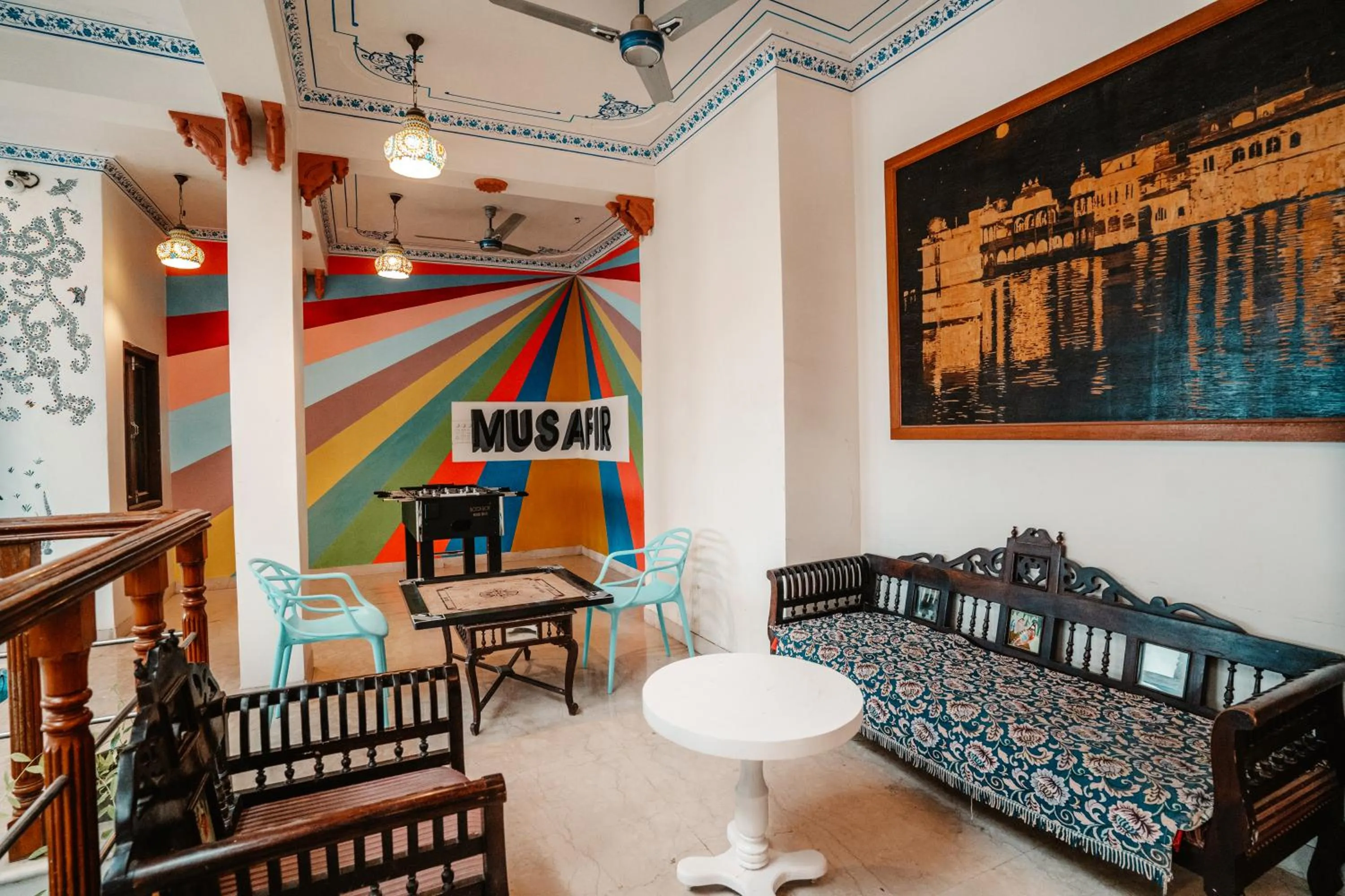 Restaurant/places to eat in Citylights By MUSAFIR