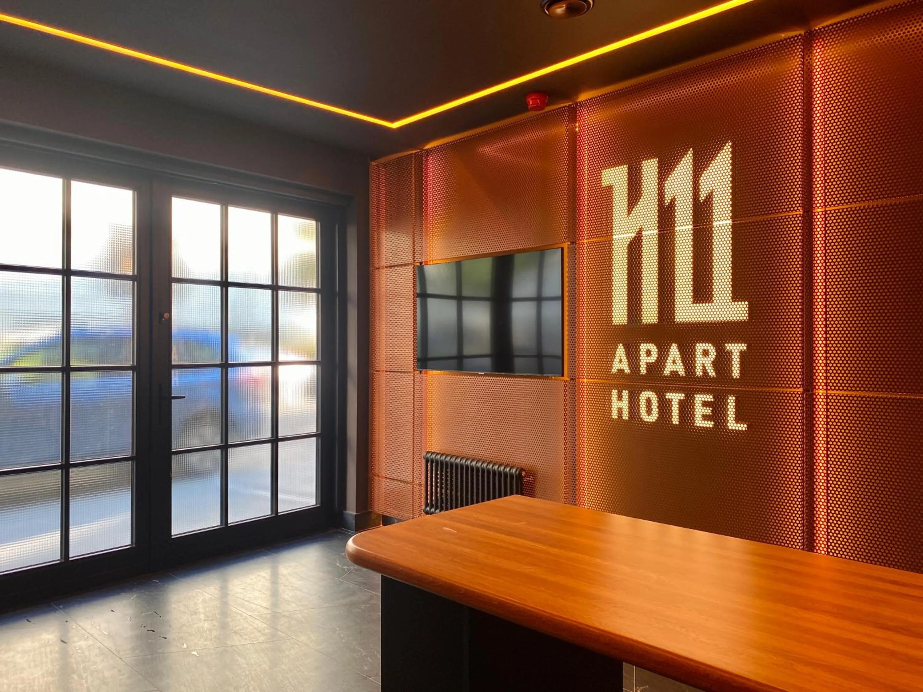 Lobby or reception in H11 Aparthotel