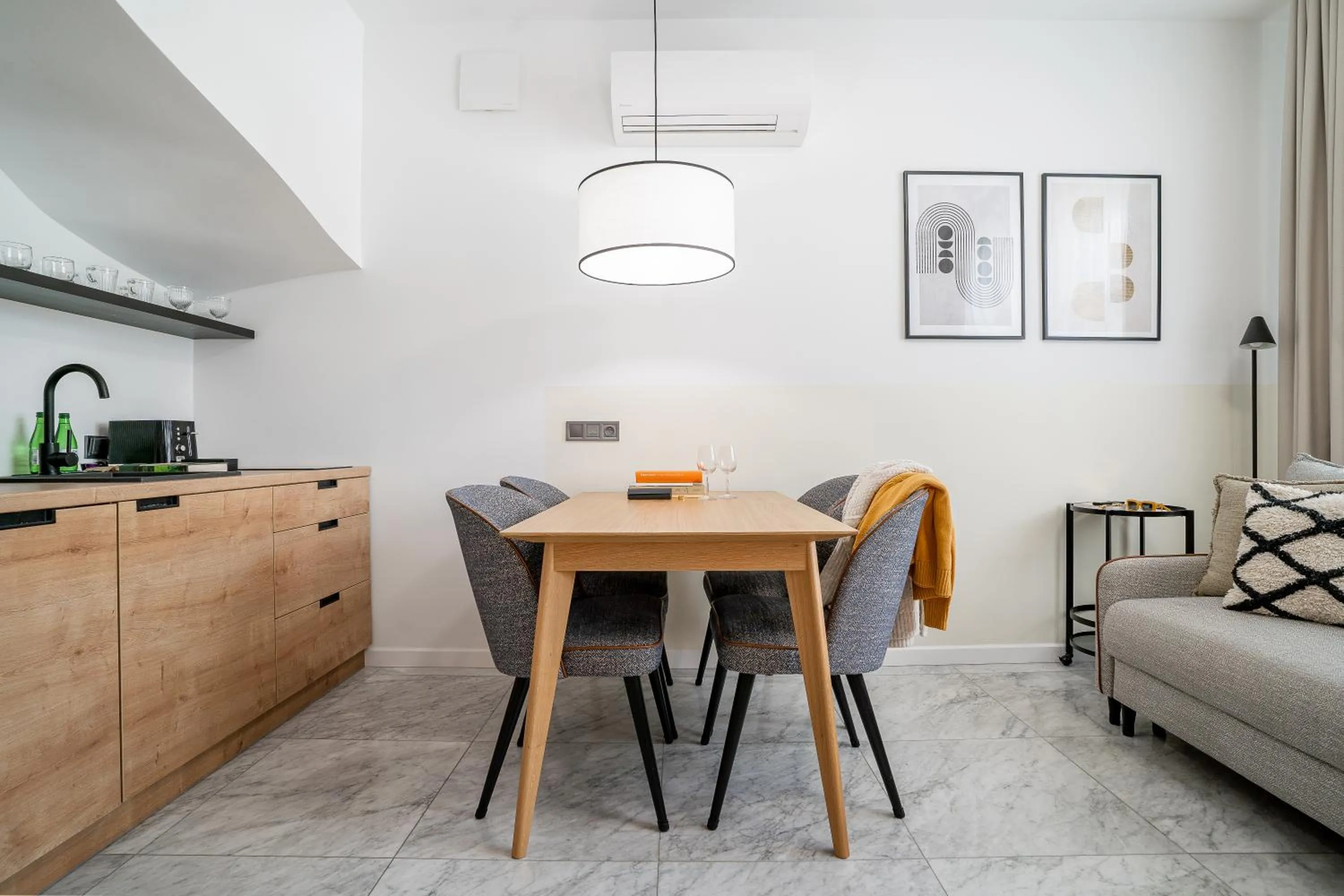 Kitchen or kitchenette in H11 Aparthotel