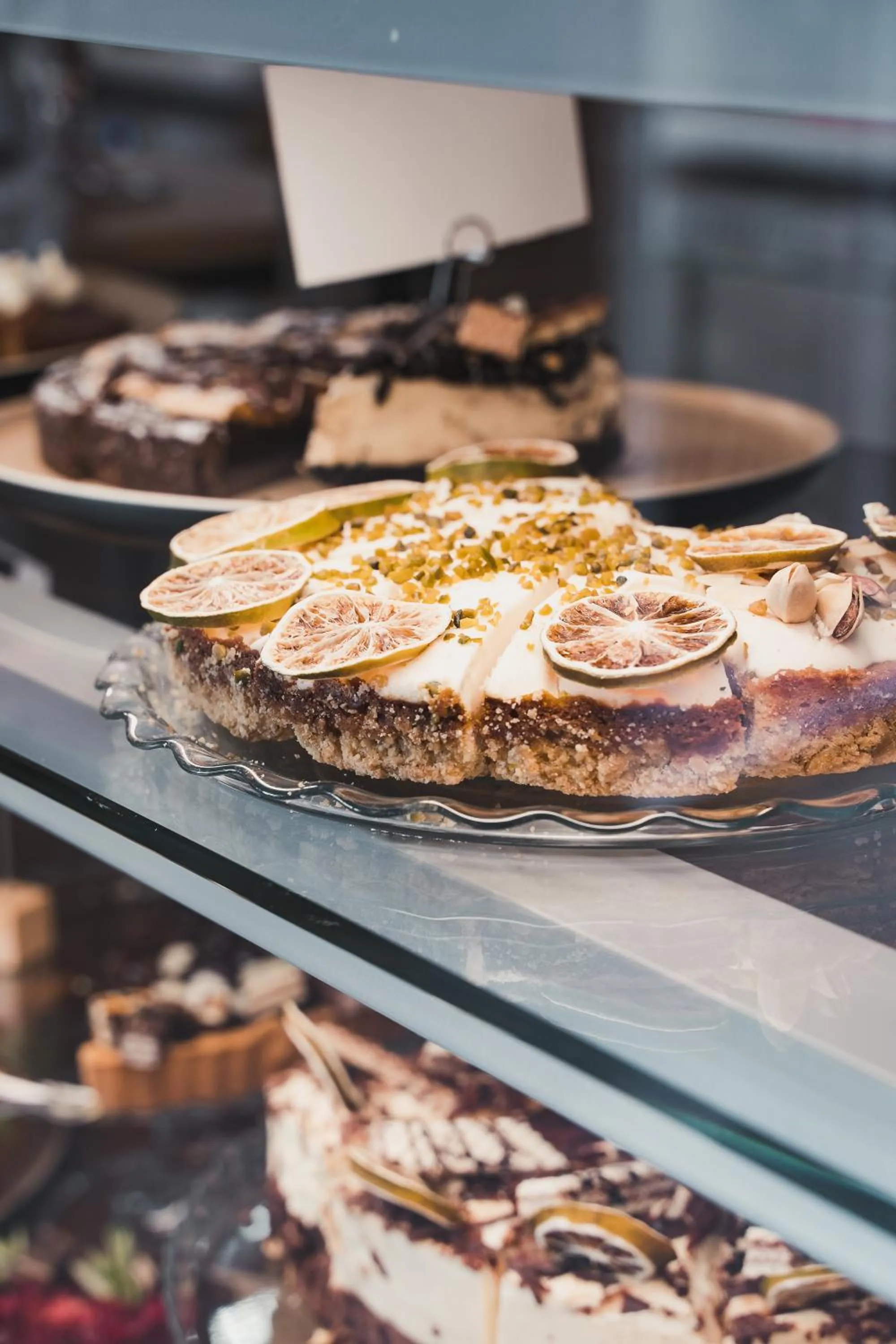 Restaurant/places to eat in H11 Aparthotel