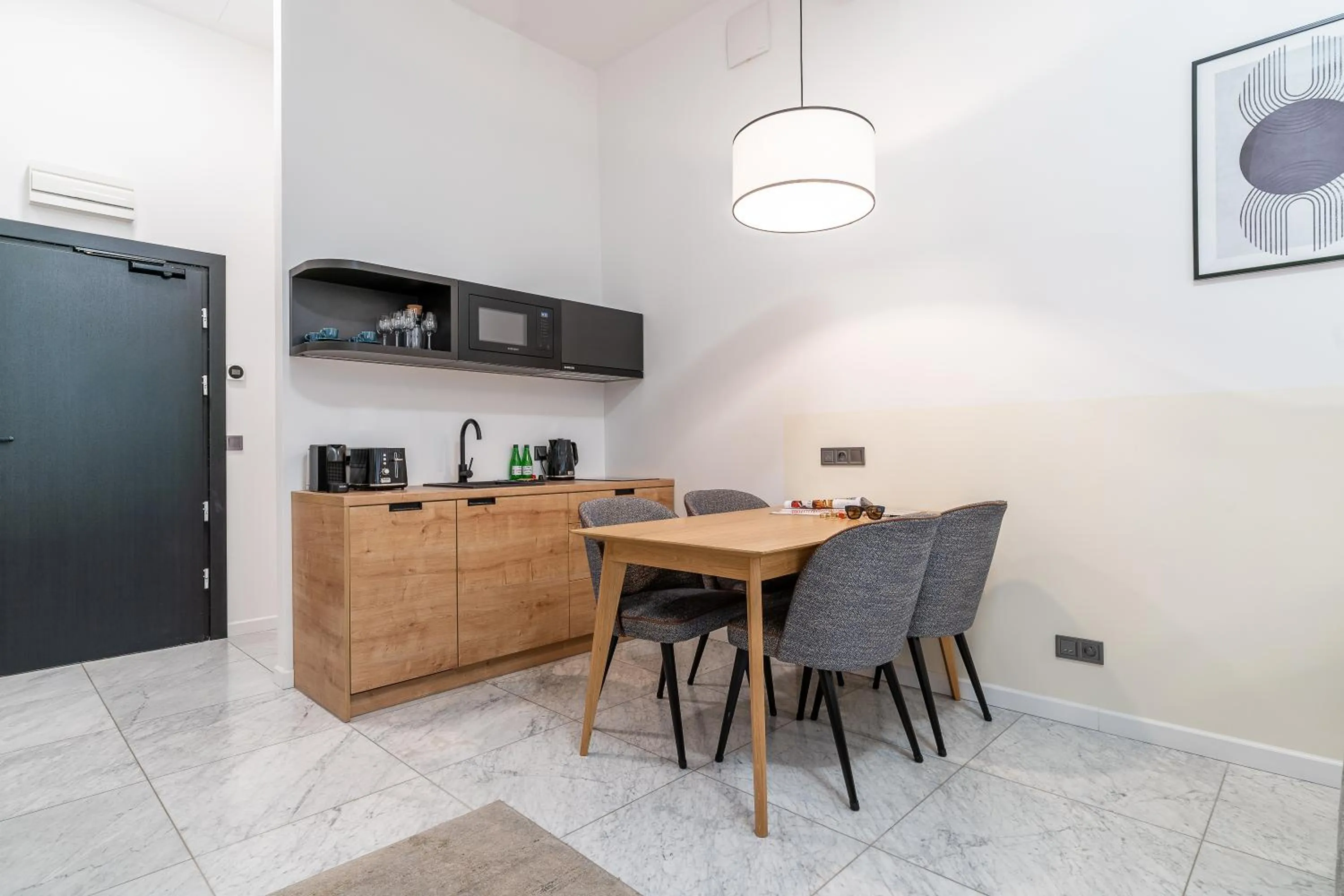 Kitchen or kitchenette in H11 Aparthotel