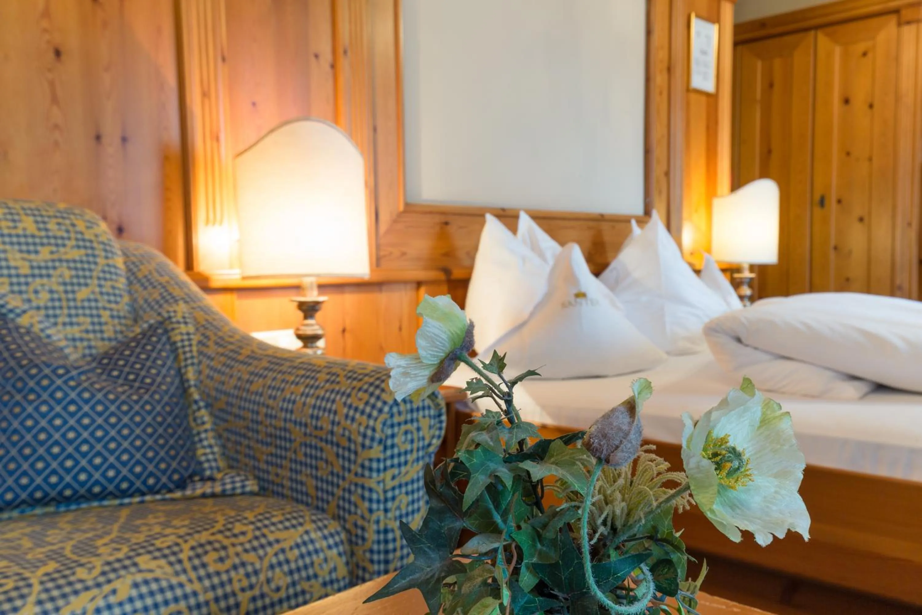 Bed in Romantik Hotel Santer