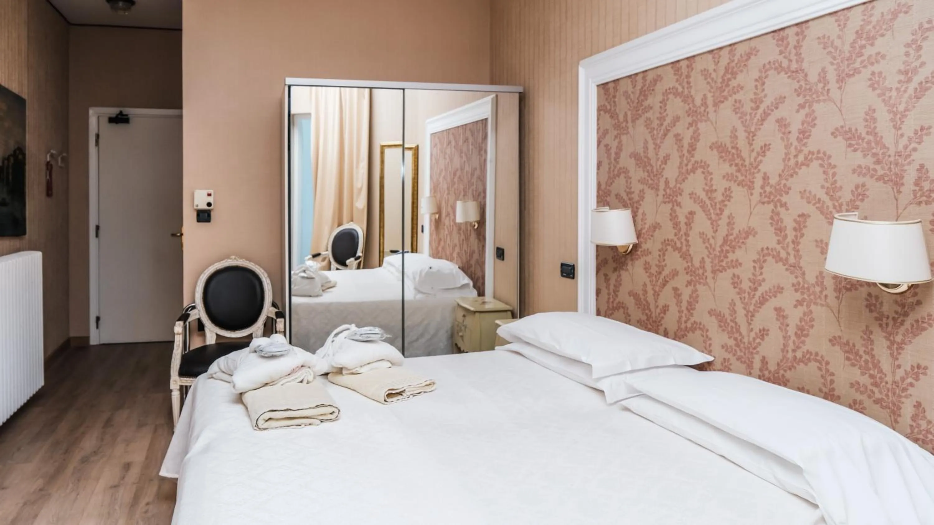 Bedroom, Bed in Bellavista Terme Resort & Spa