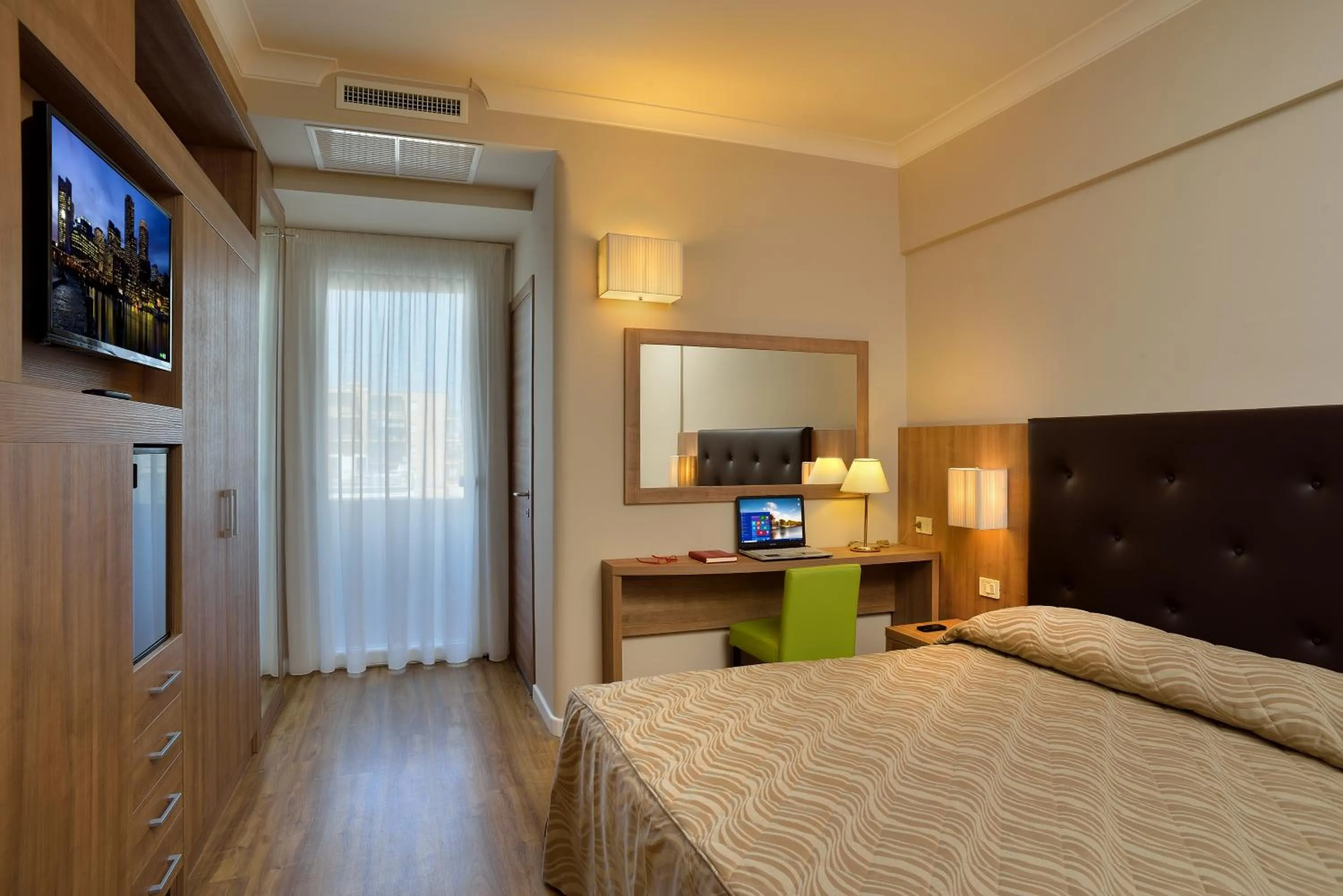 Bedroom, Bed in Hotel Rossini