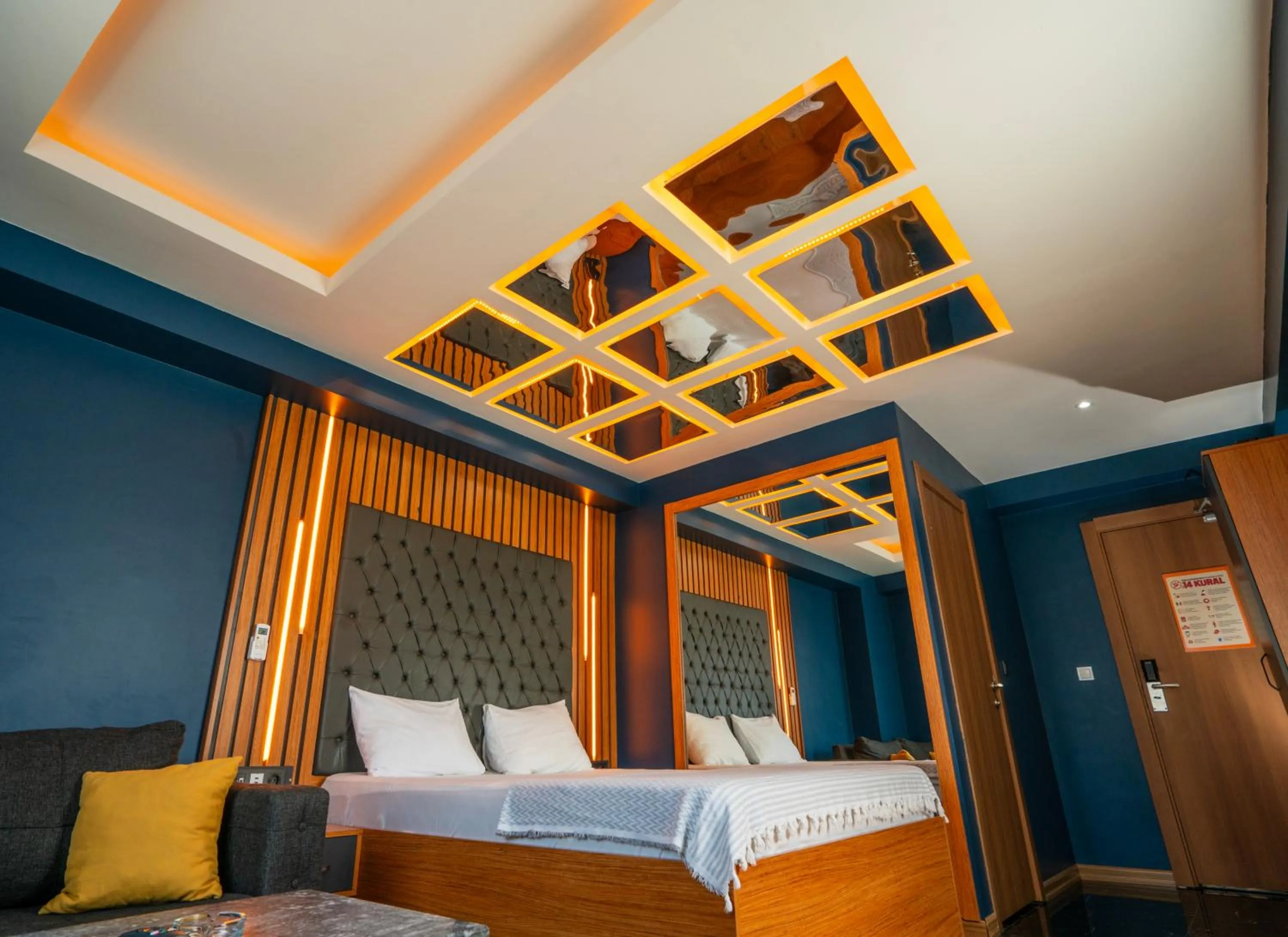 Photo of the whole room, Bed in Royal Nest