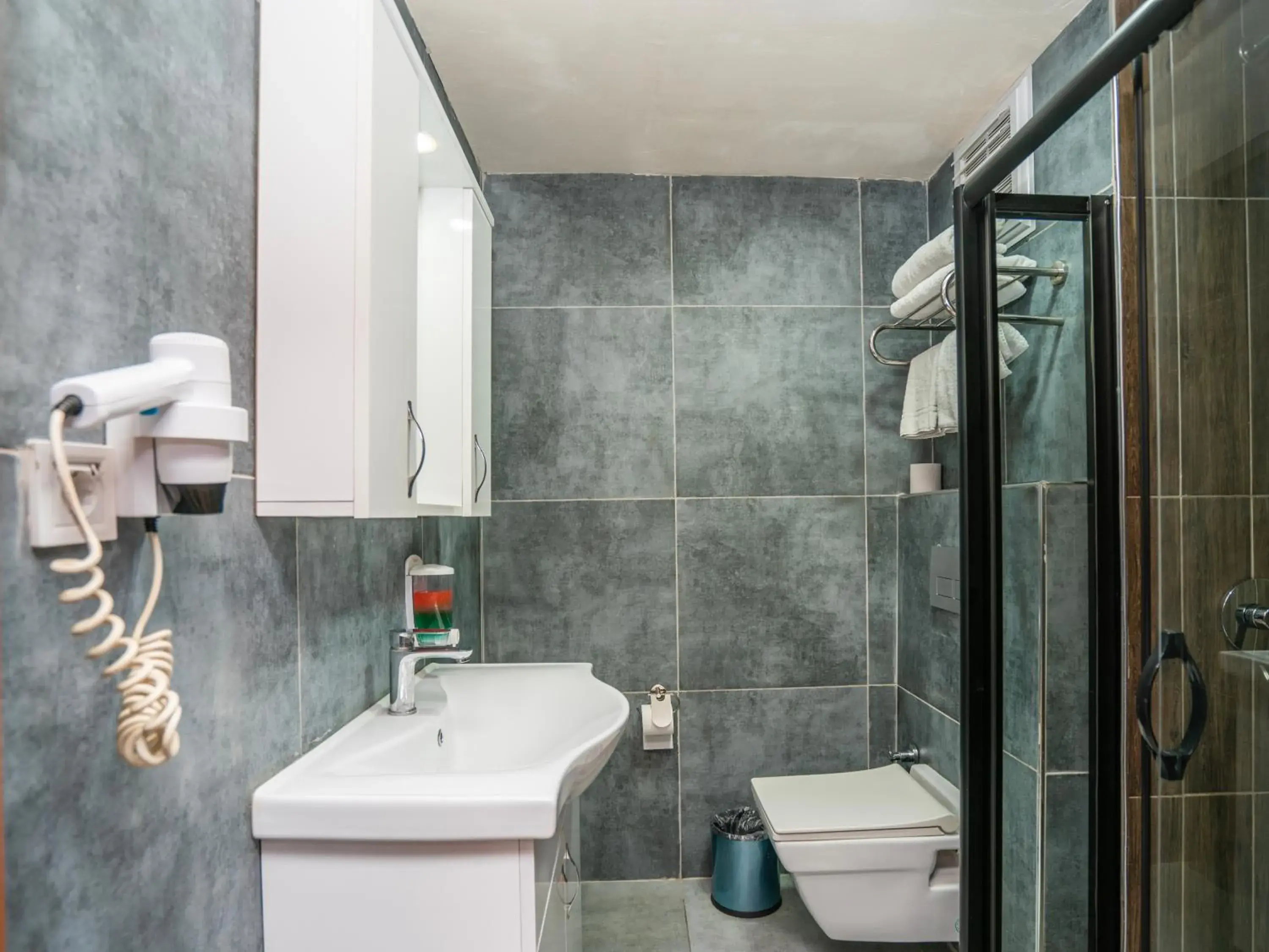 Deluxe Triple Room in Royal Nest Deluxe Triple Room in Royal Nest