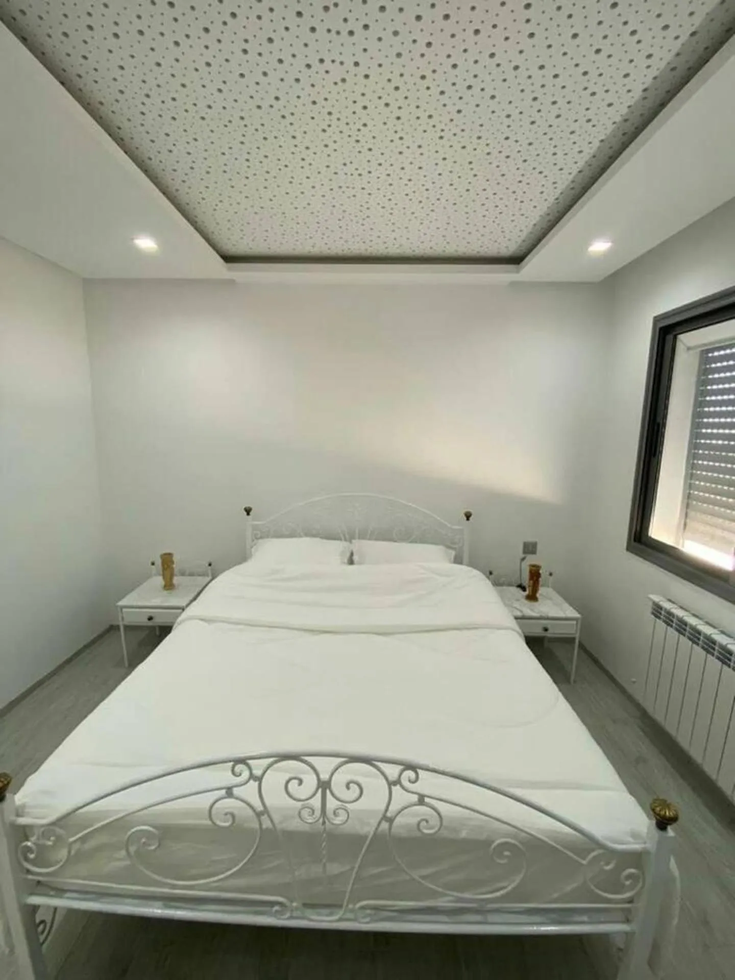 Bed in Charming 1-Bed Apartment in Tunis close to centre