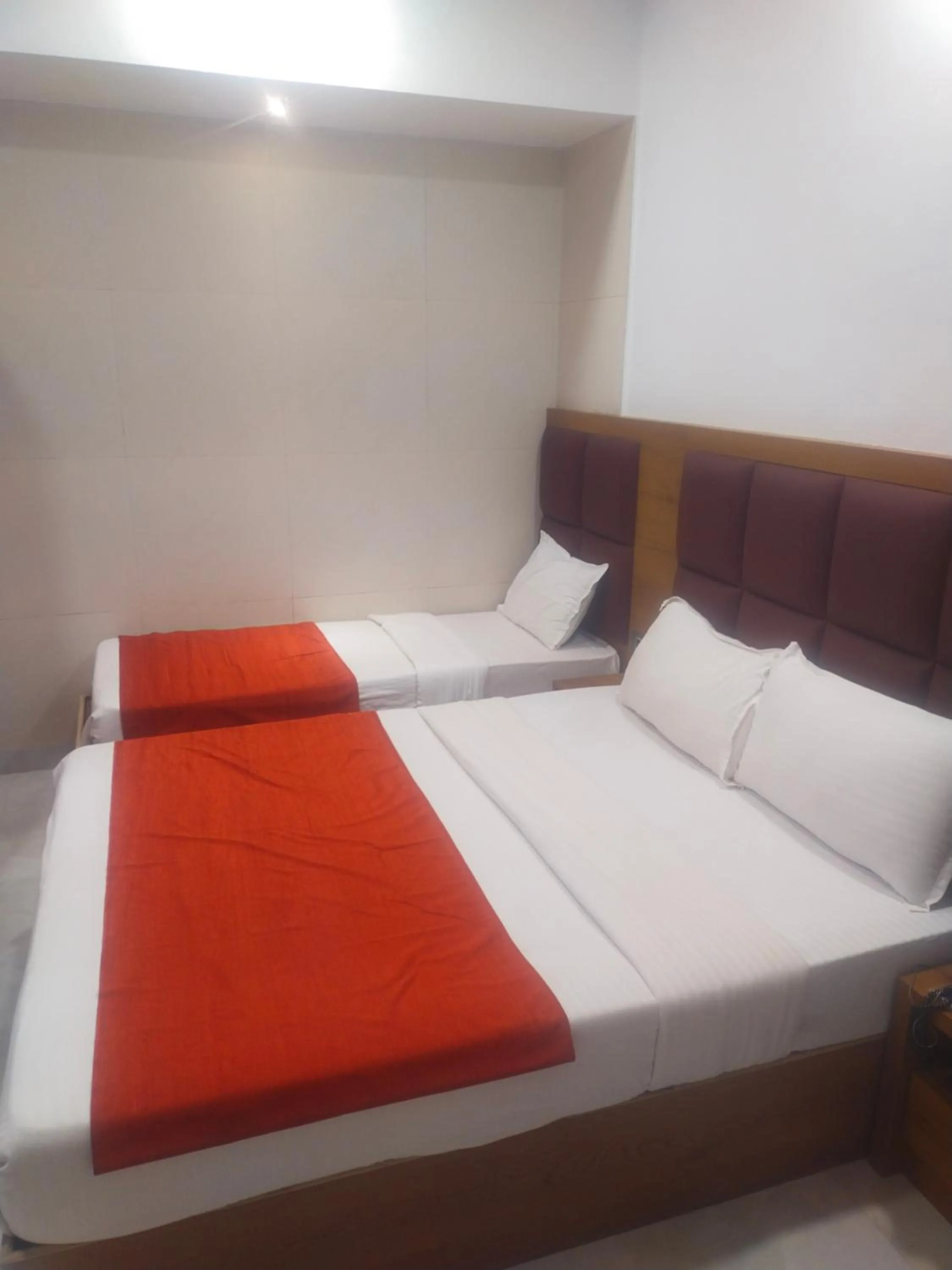 Bed in Hotel airport annex