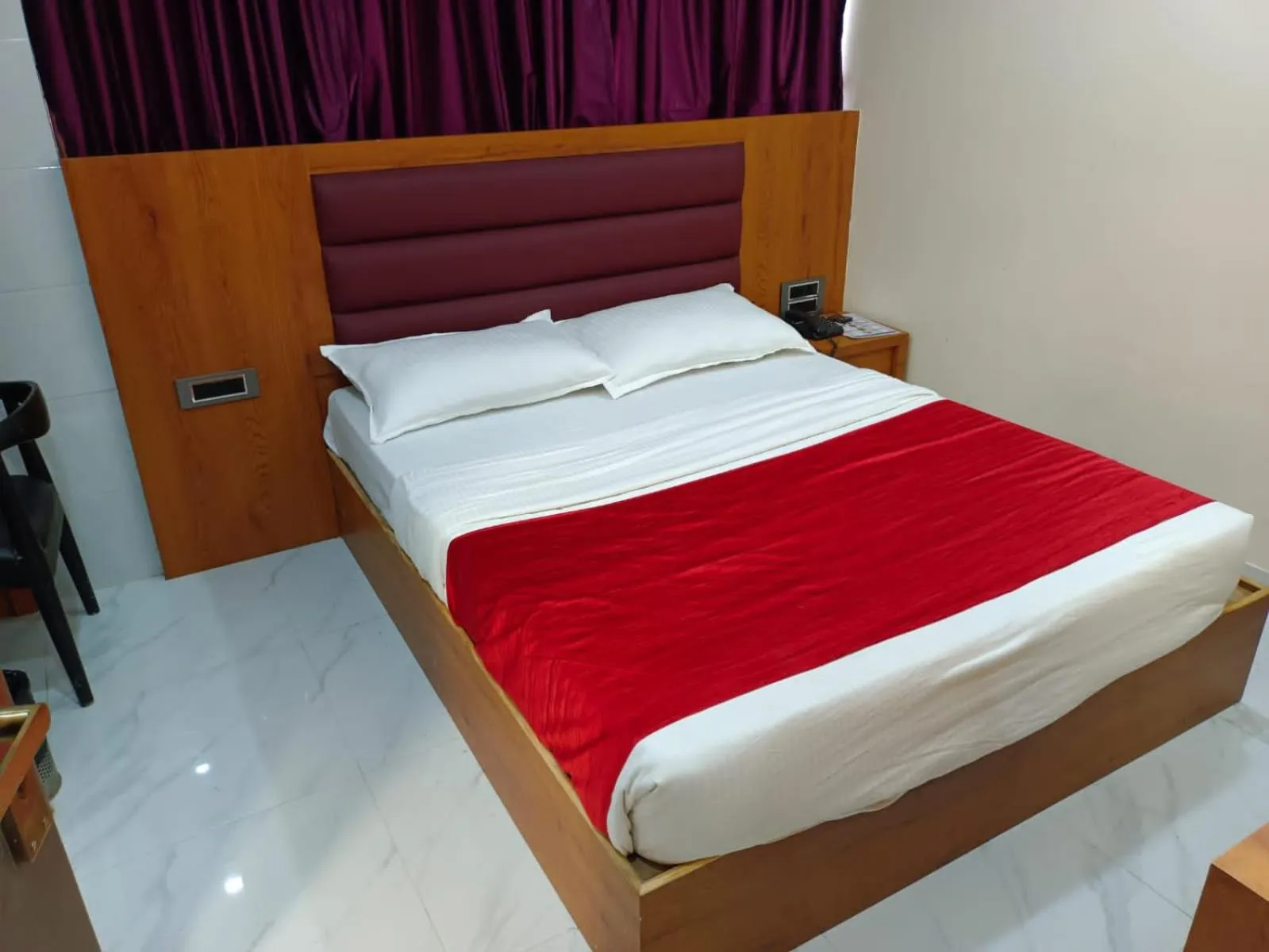 Bed in Hotel airport annex