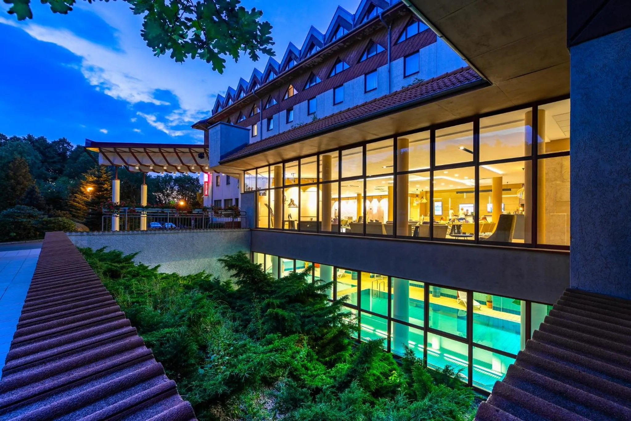 Facade/entrance in Mercure Jelenia Góra