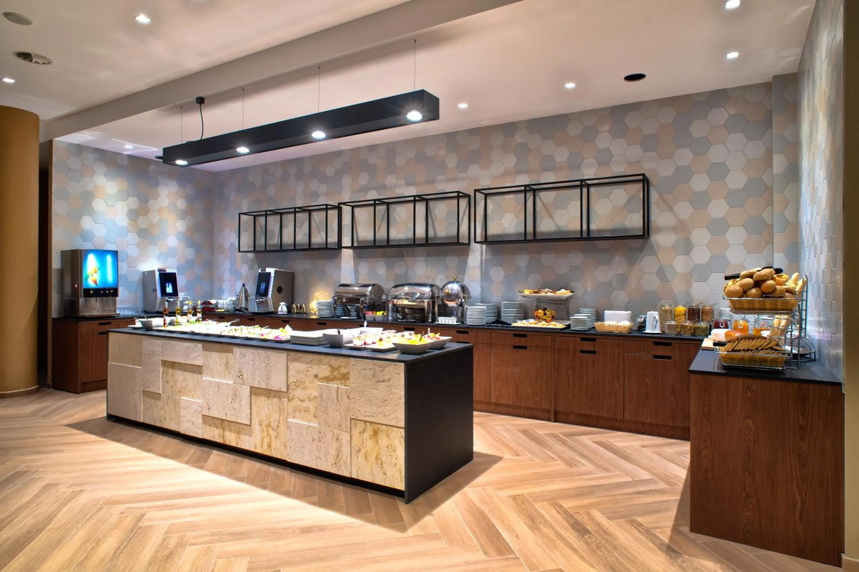 Buffet breakfast in Mercure Jelenia Góra