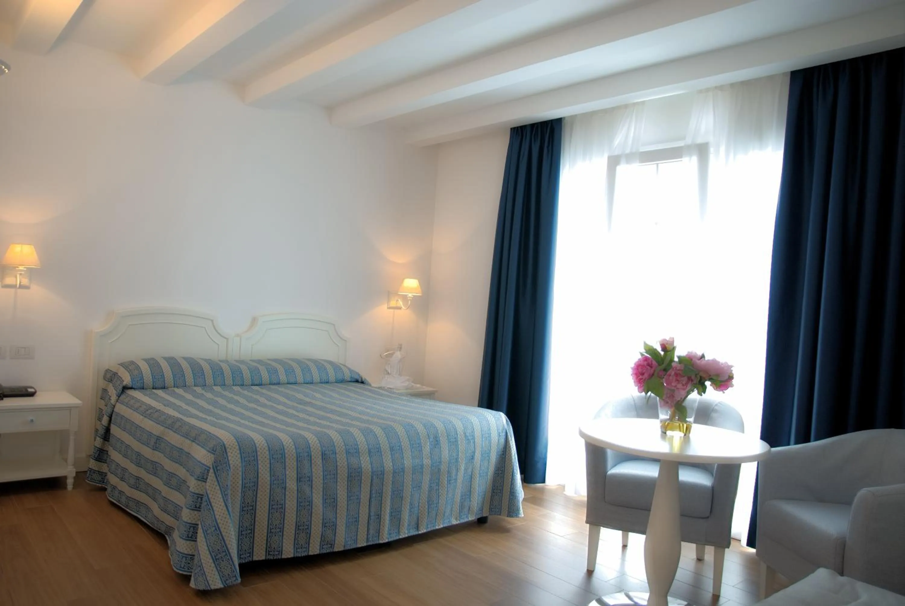 Photo of the whole room, Bed in Hotel La Goletta