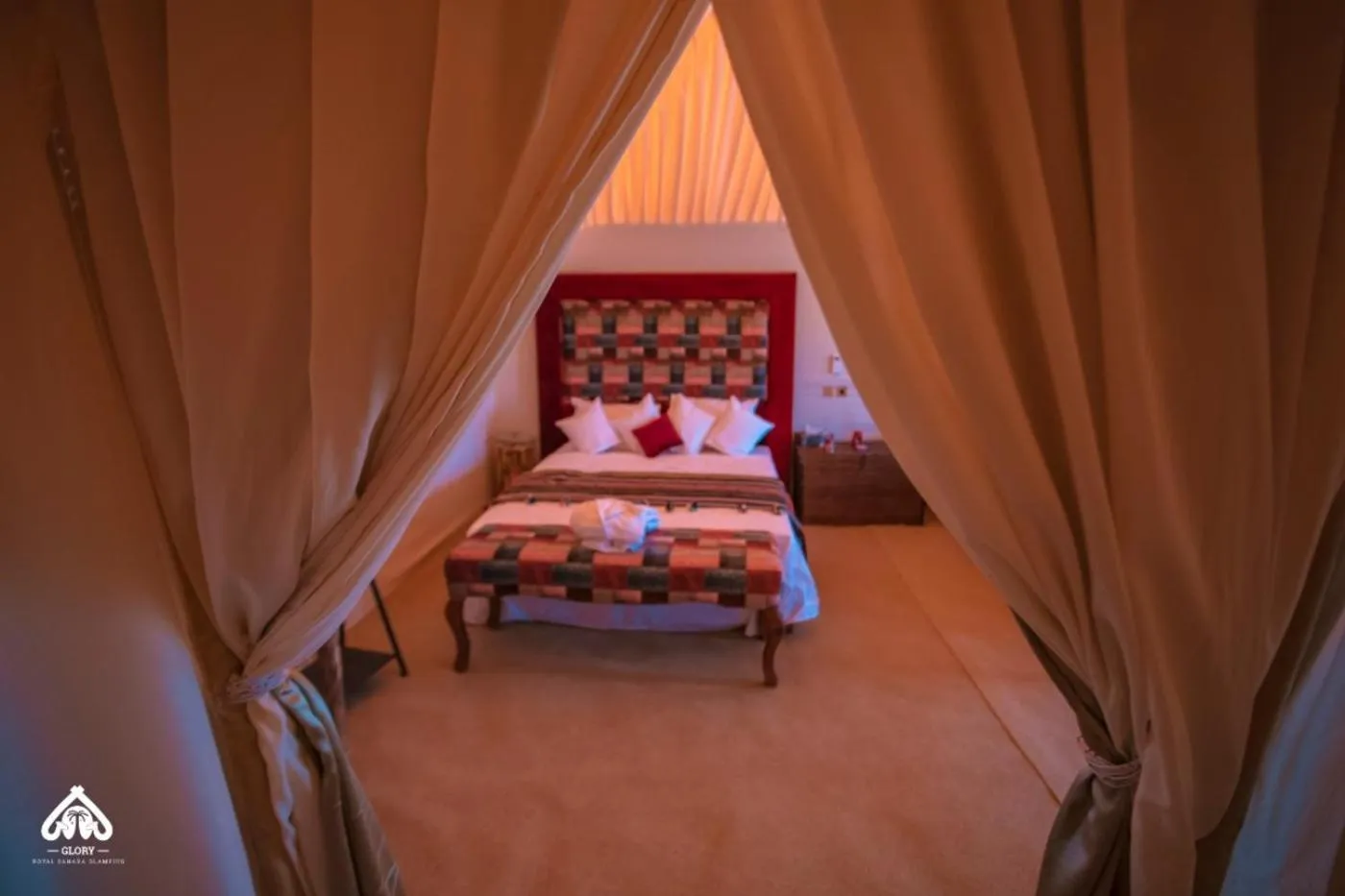 Bedroom, Bed in Imperial Glory Lodges