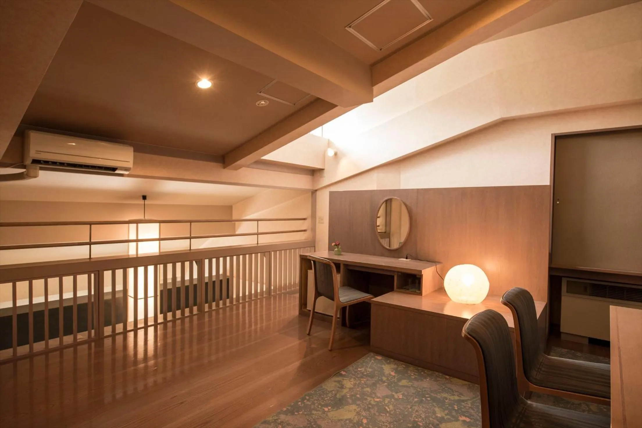 Seating area, Bed in Takamiya Hotel Lucent