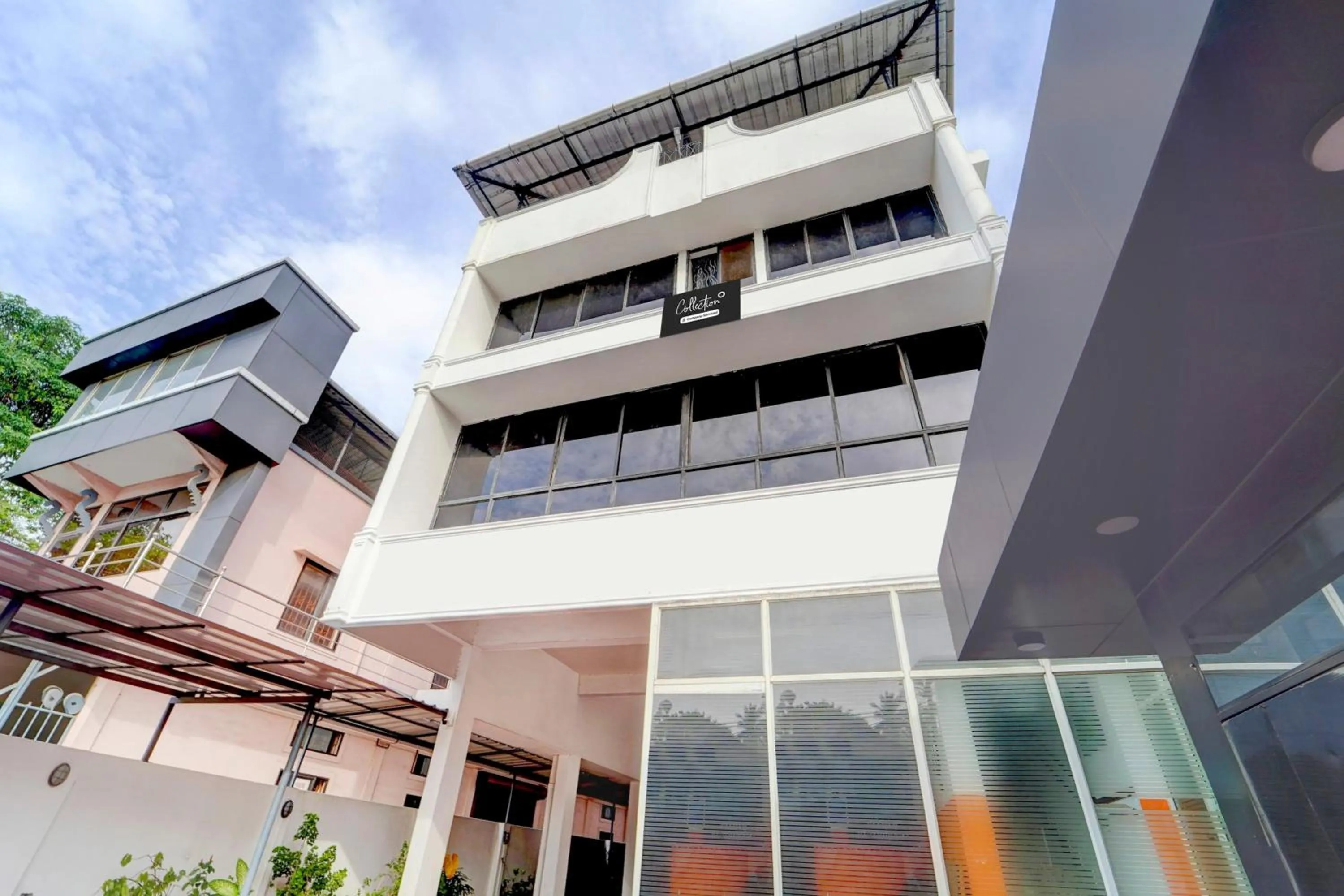 Facade/entrance in Super Collection O Chalai Bazaar Near Railway Station formerly Galaxy Inn