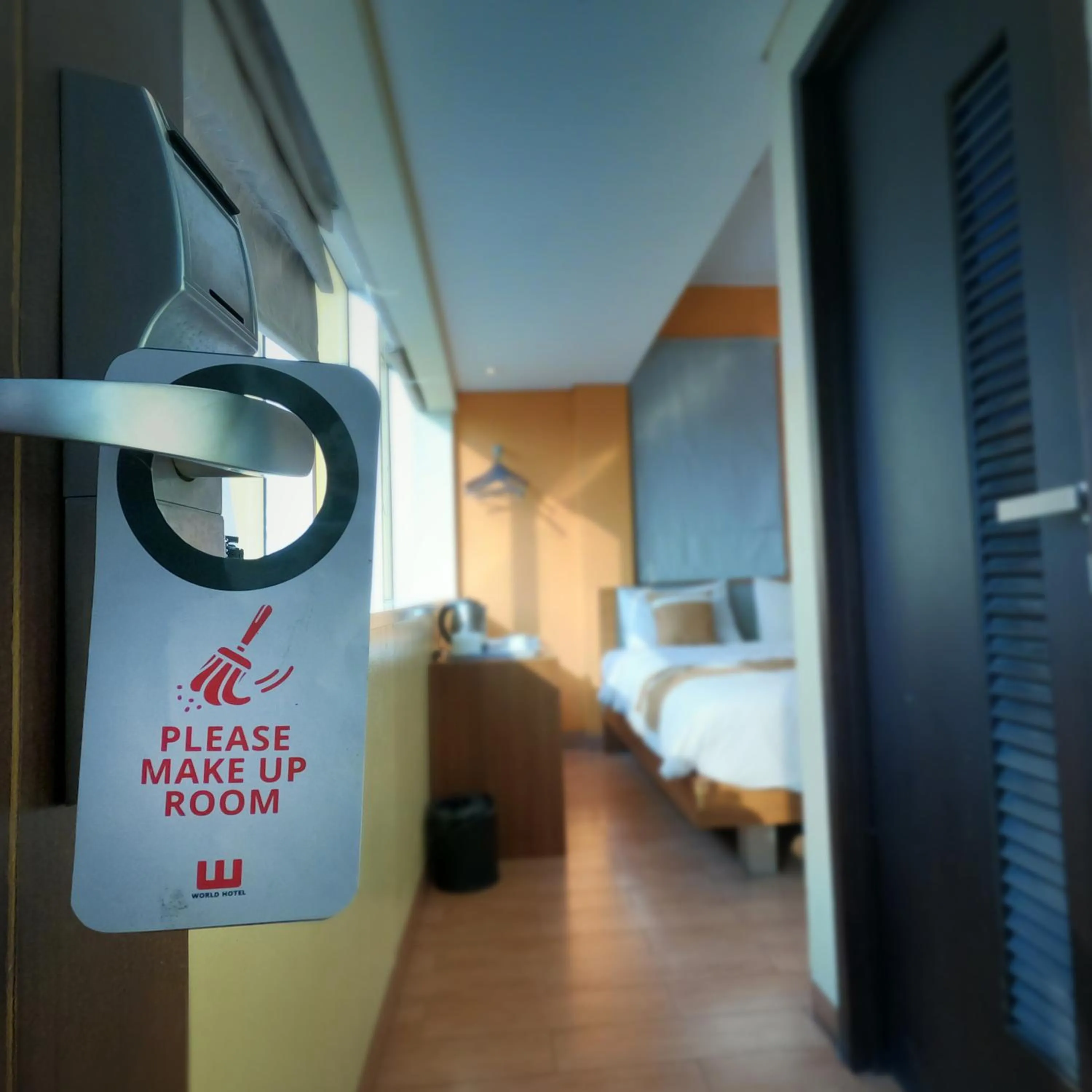 Bedroom, Bed in World Hotel Jakarta - Bandengan